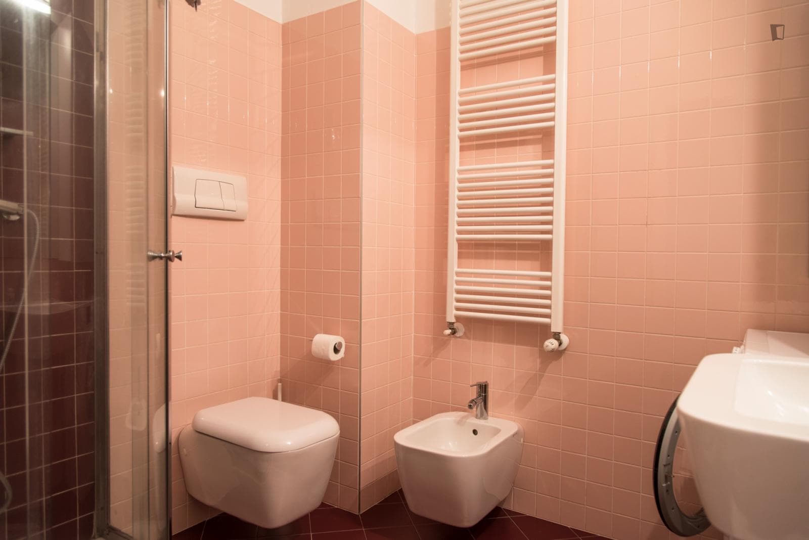 Luminous 2-Bedroom flat near NABA photo 1