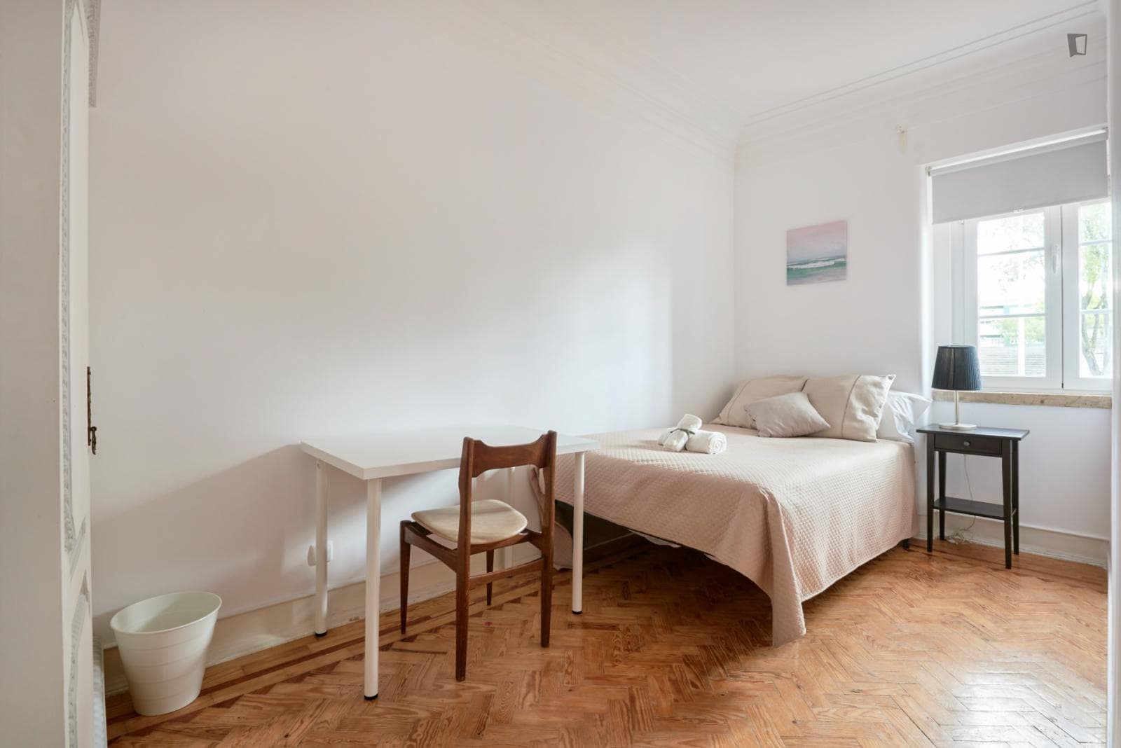 Very cosy double bedroom close to Instituto Superior Técnico photo 1