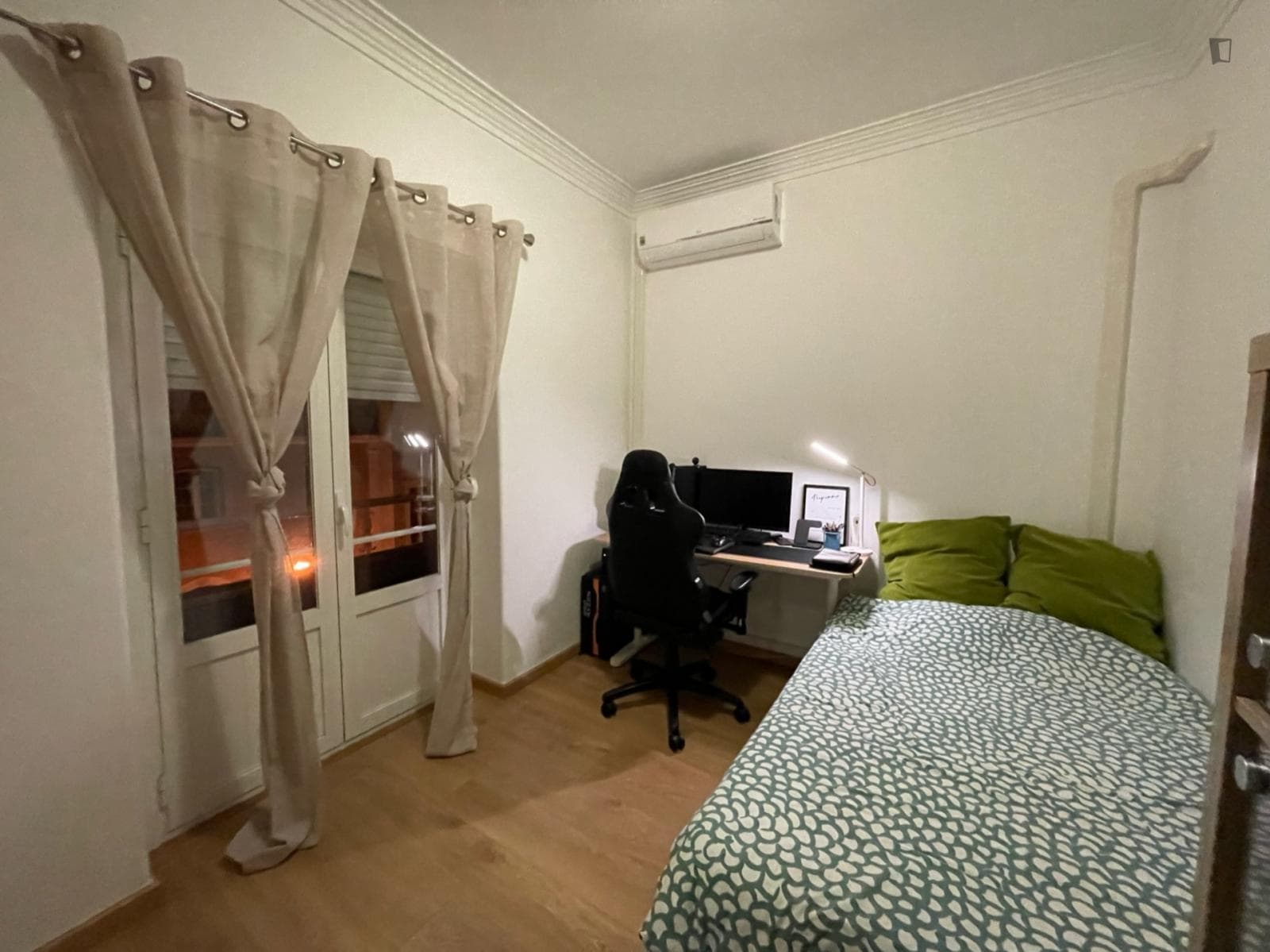 Property photo thumbnail