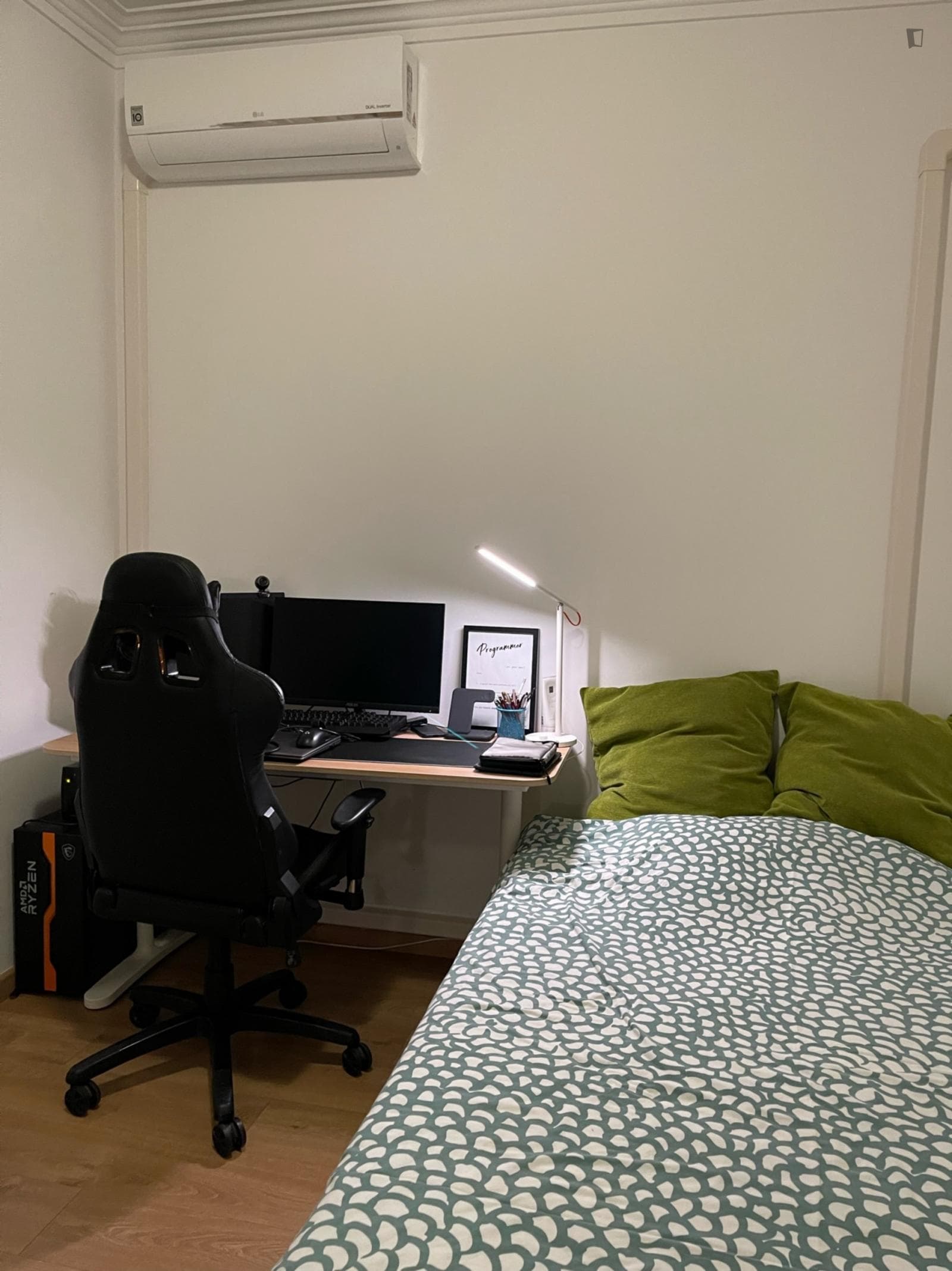 Property photo thumbnail