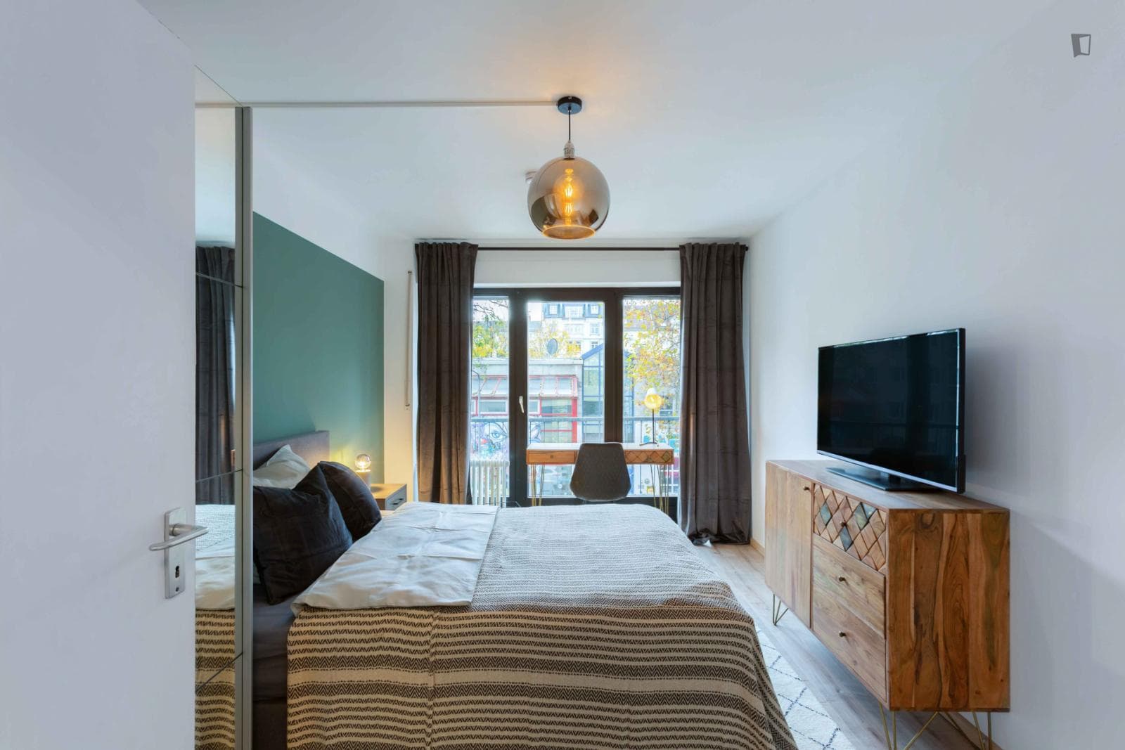 Property photo thumbnail