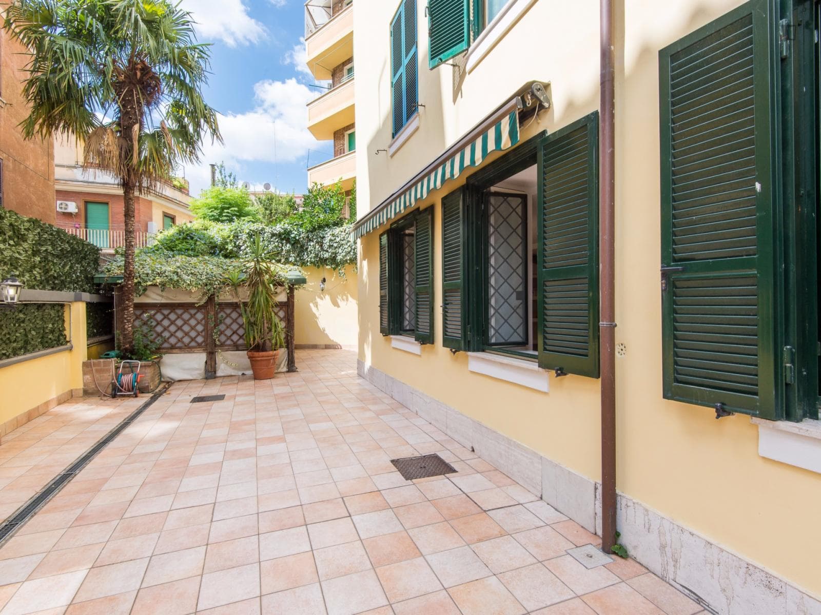 Property photo thumbnail
