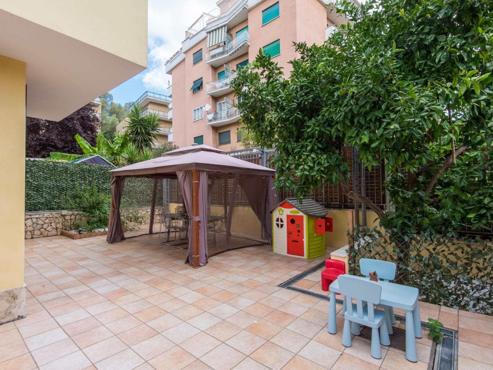 Property photo thumbnail
