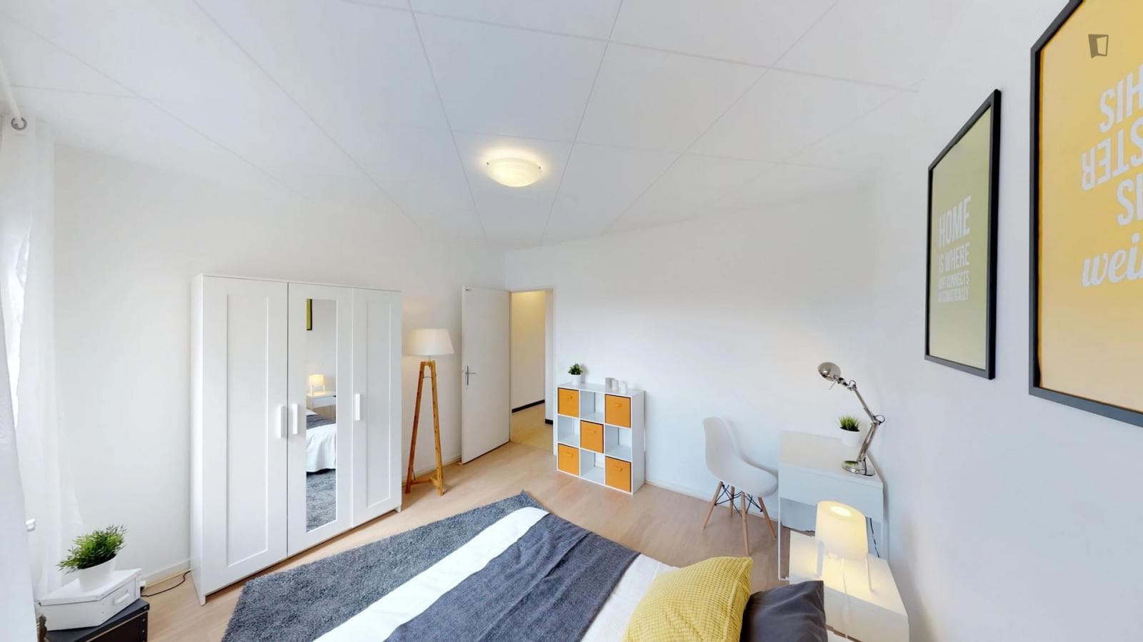 Property photo thumbnail