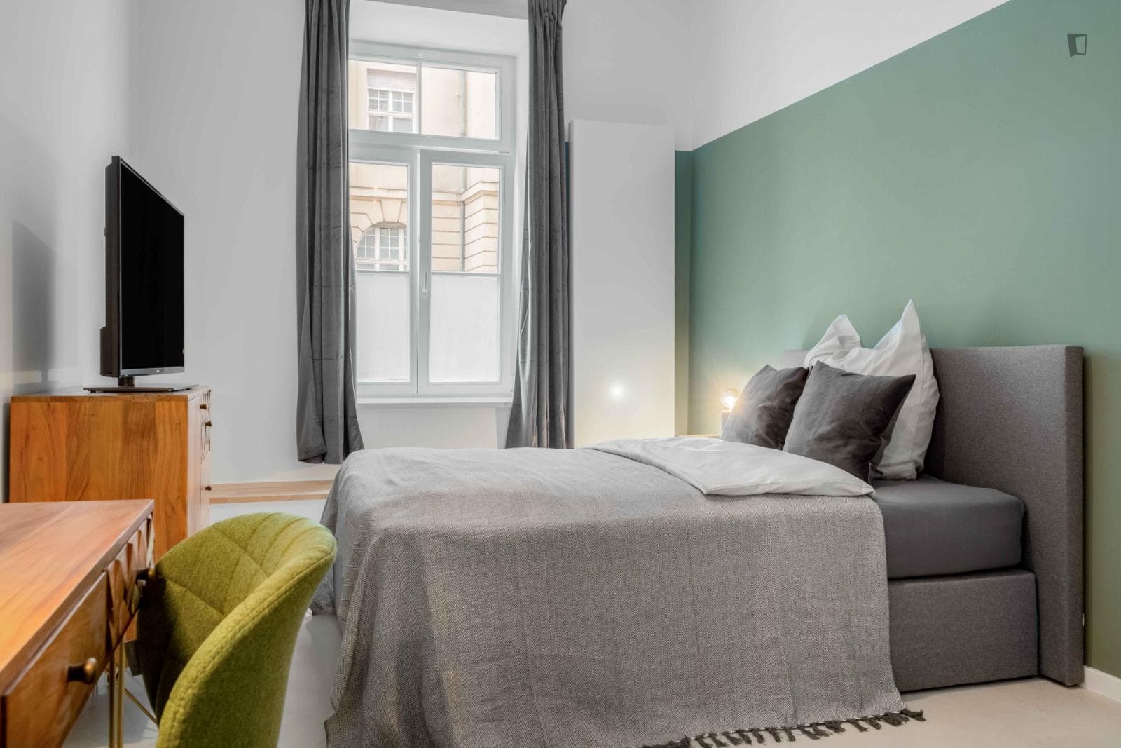Property photo thumbnail