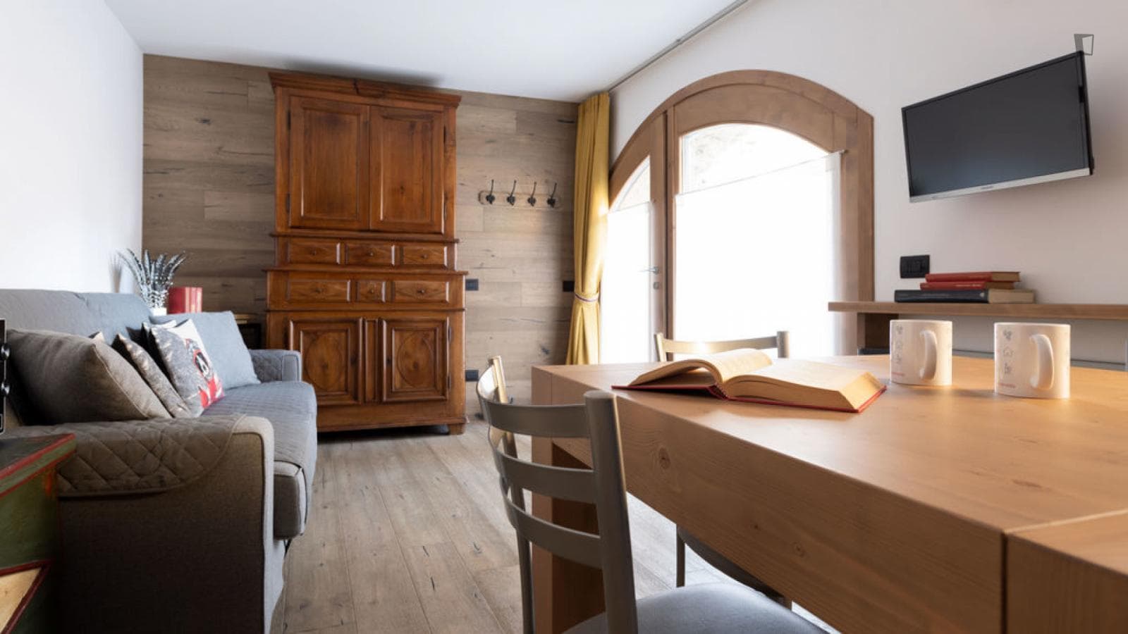 Property photo thumbnail