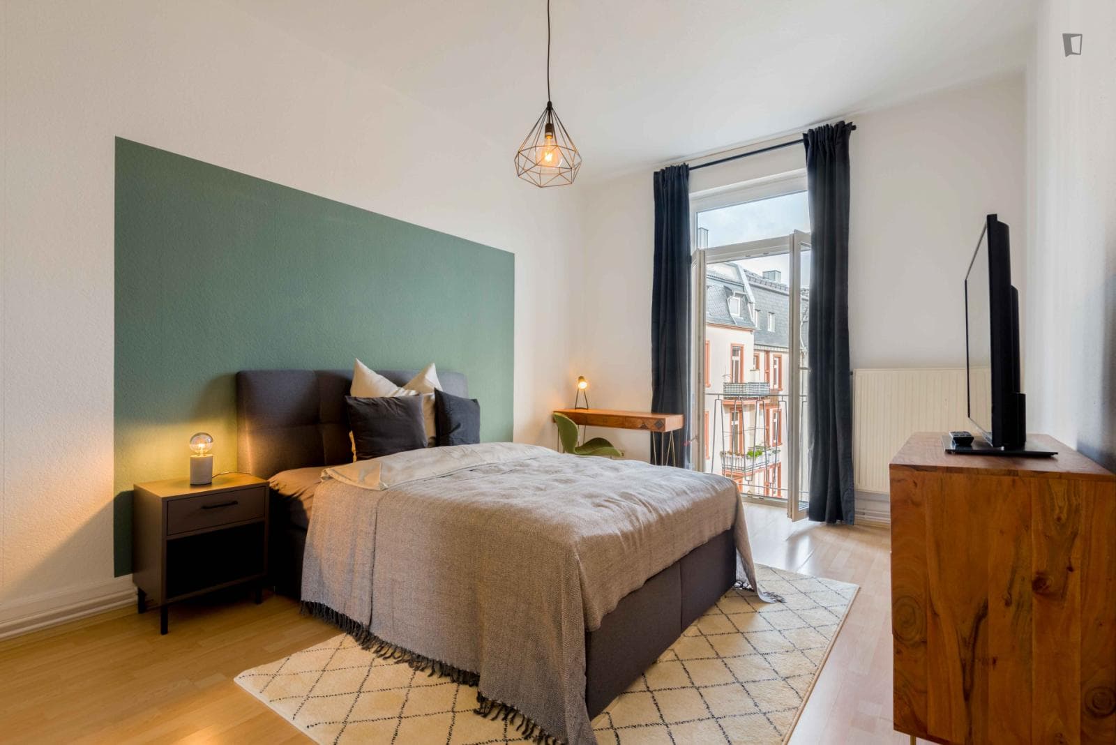Property photo thumbnail