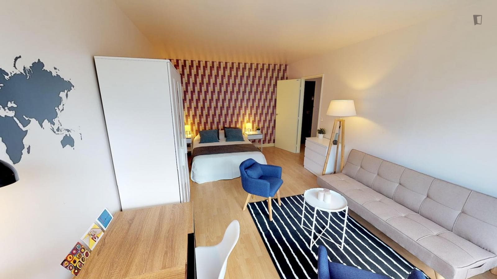 Property photo thumbnail