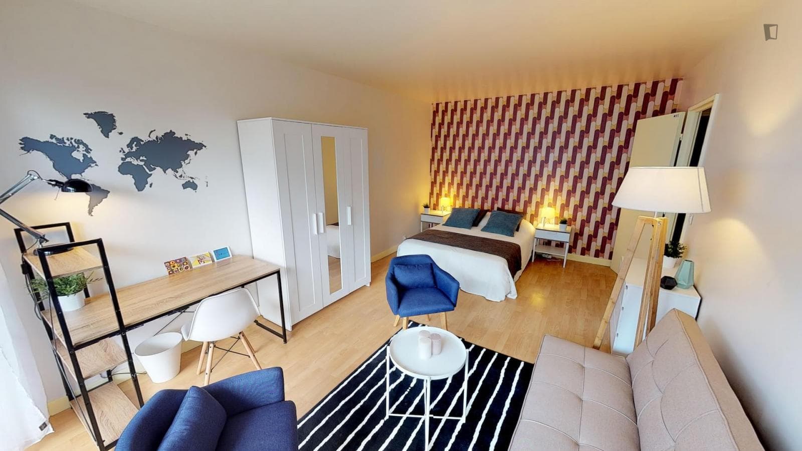 Property photo thumbnail