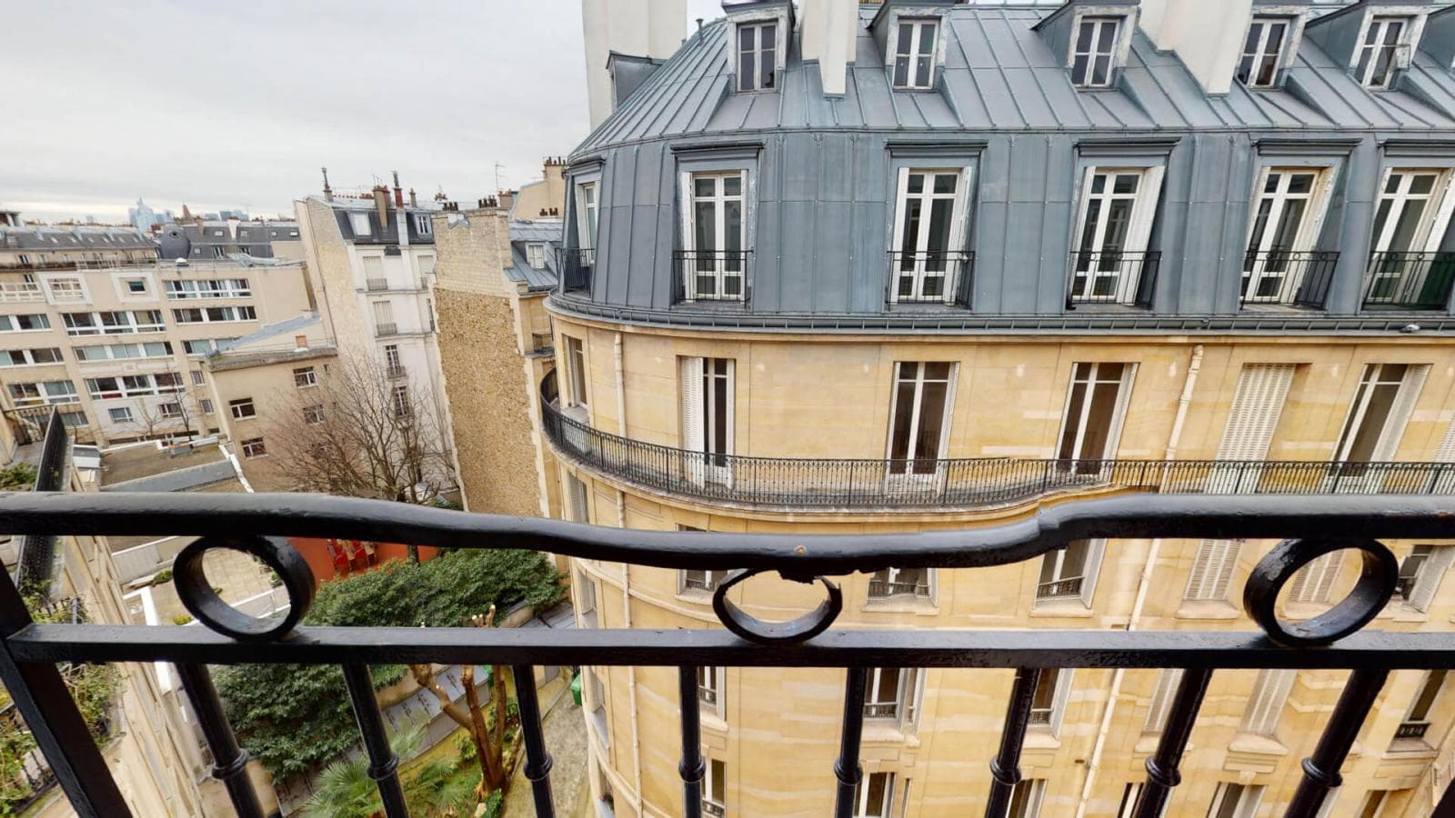 Property photo thumbnail