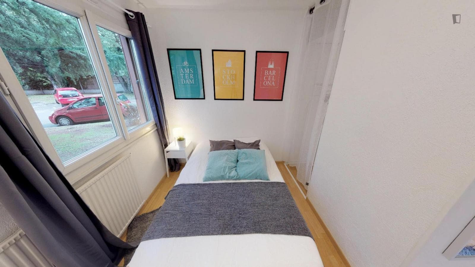 Property photo thumbnail