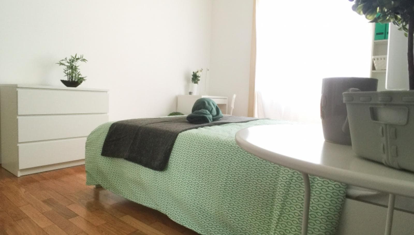 Double bedroom in a 3-bedroom apartment, in the Sempione-Fiera neighbourhood photo 1