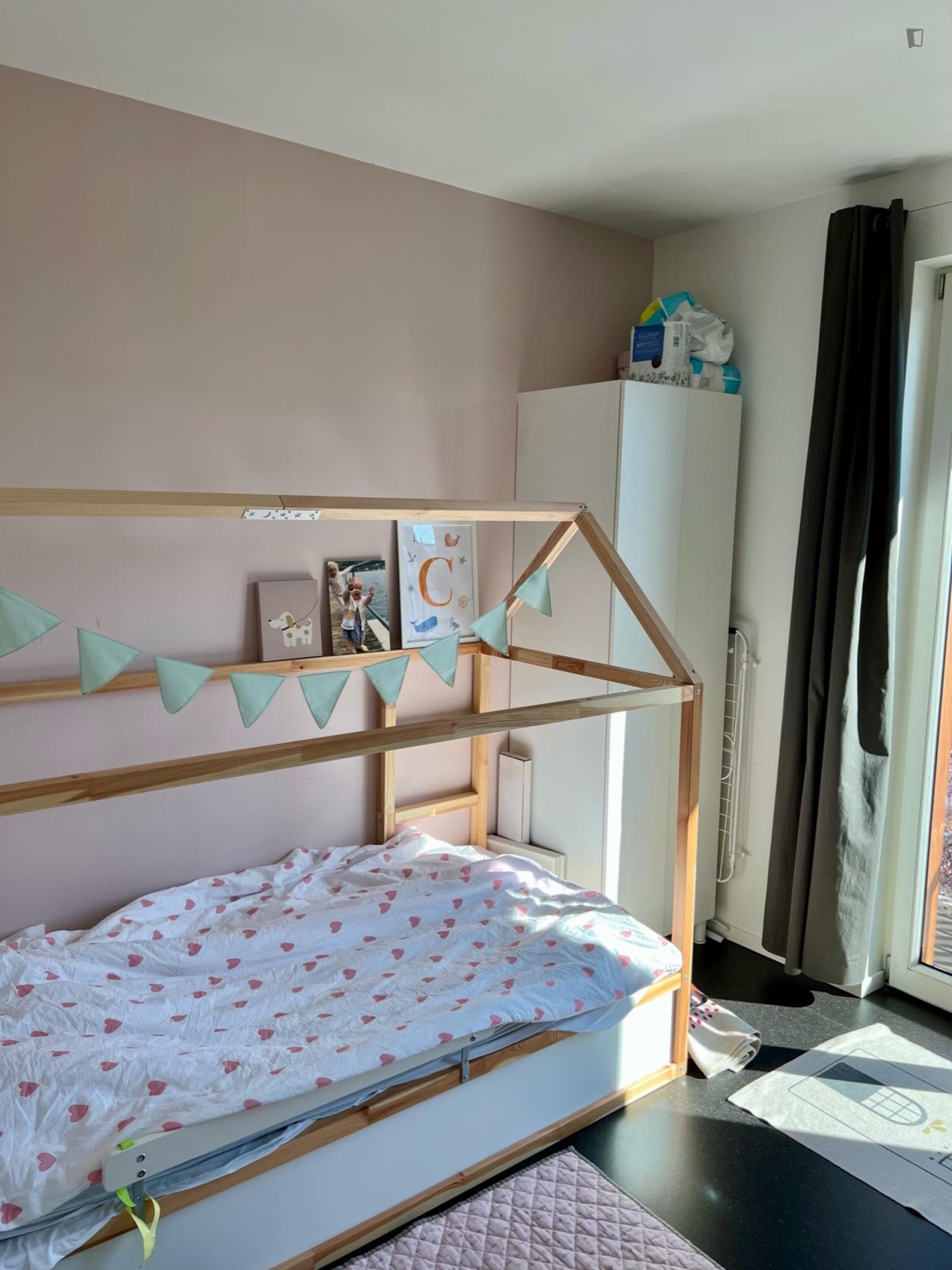 Family-friendly 3-bedroom apartment in the Pankow district photo 1