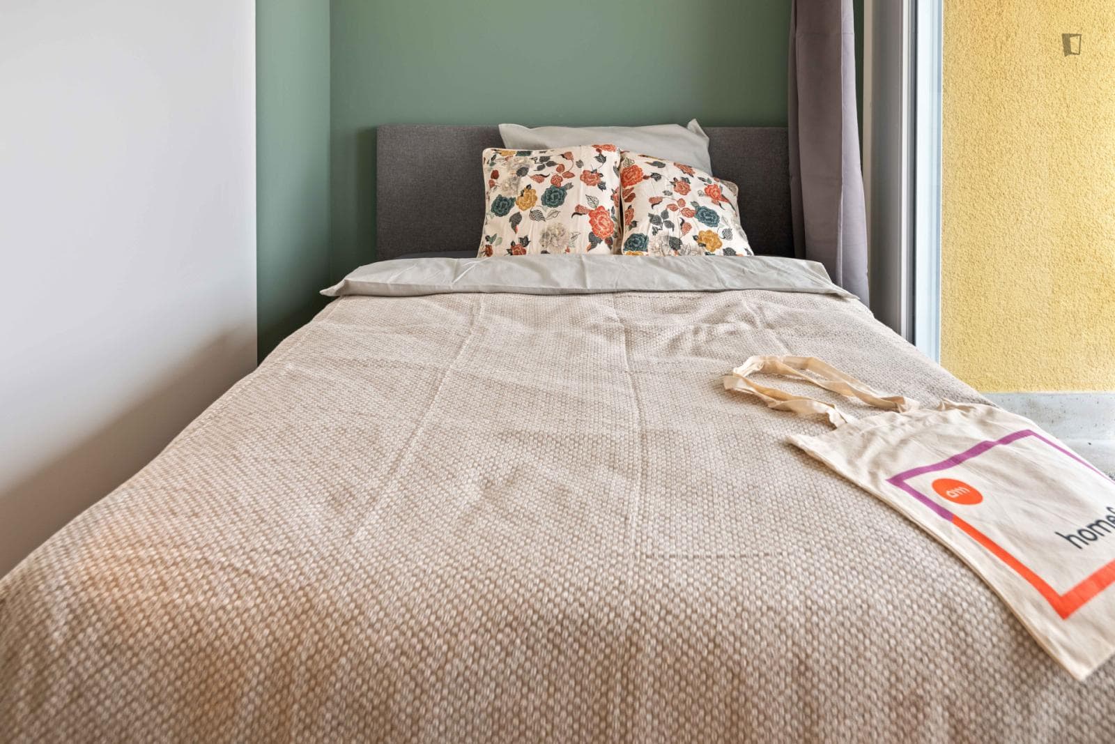 Property photo thumbnail