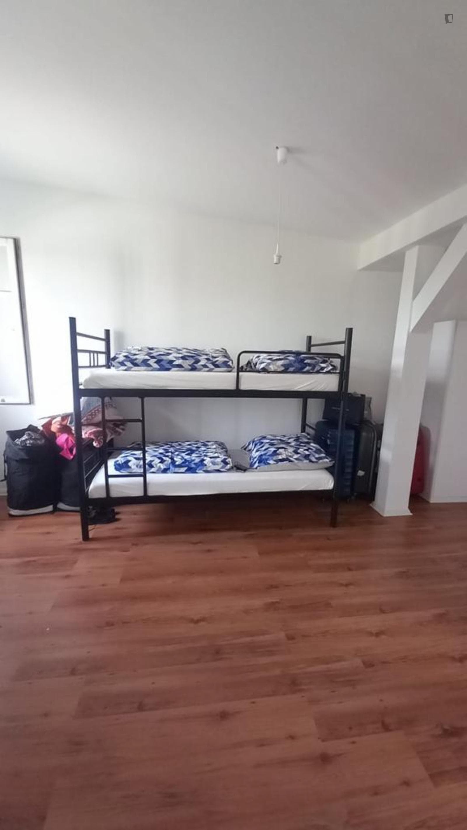 Single bed in a shared bedroom in Pankow photo 1