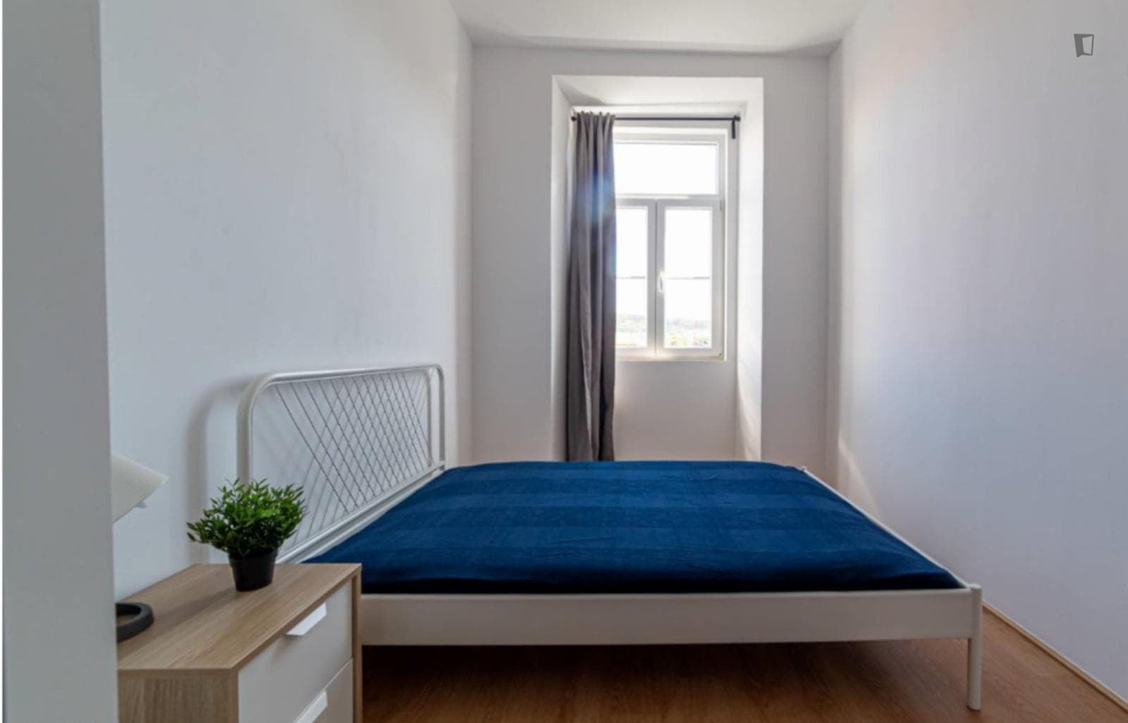 Welcoming double bedroom near Escola Superior de Educação photo 1