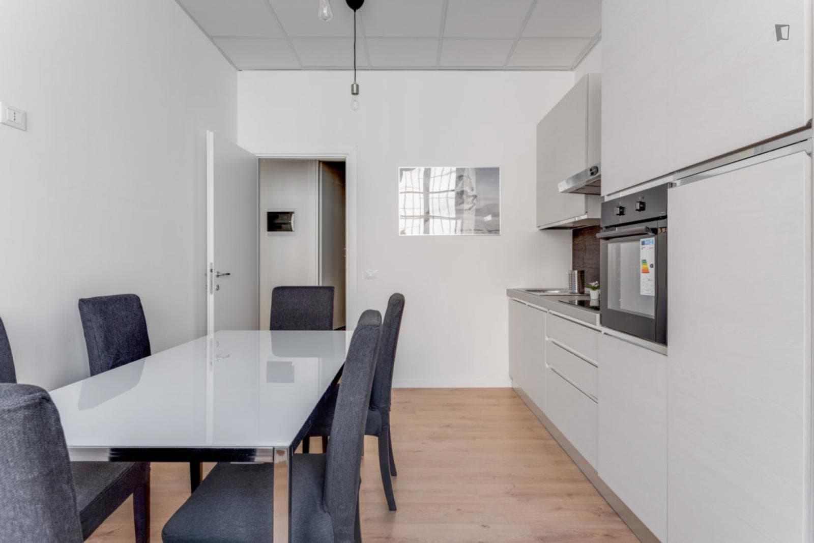 Delightful single bedroom in the Gorla neighbourhood photo 1