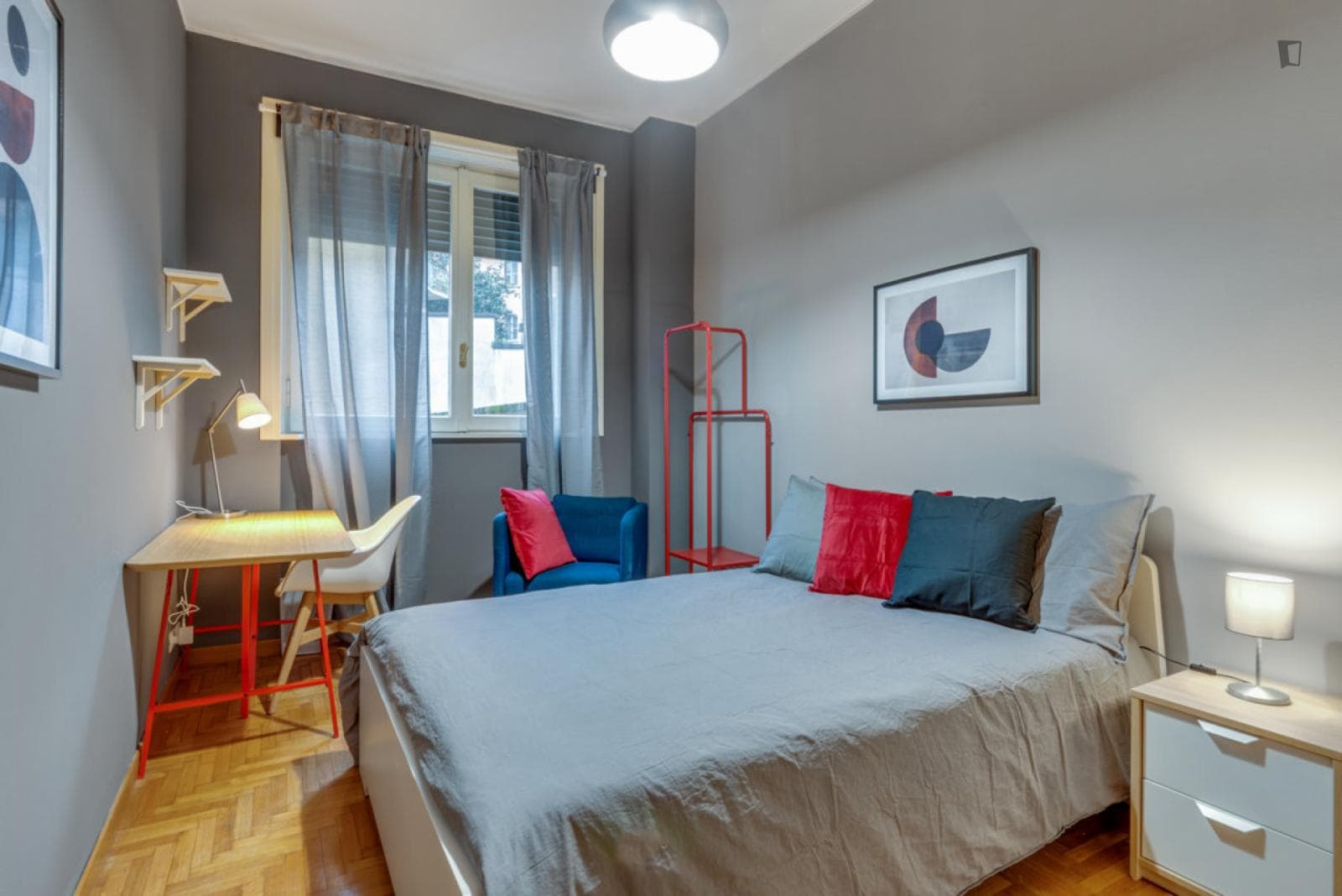 Tasteful single bedroom in a student flat, in the Wagner neighbourhood photo 1
