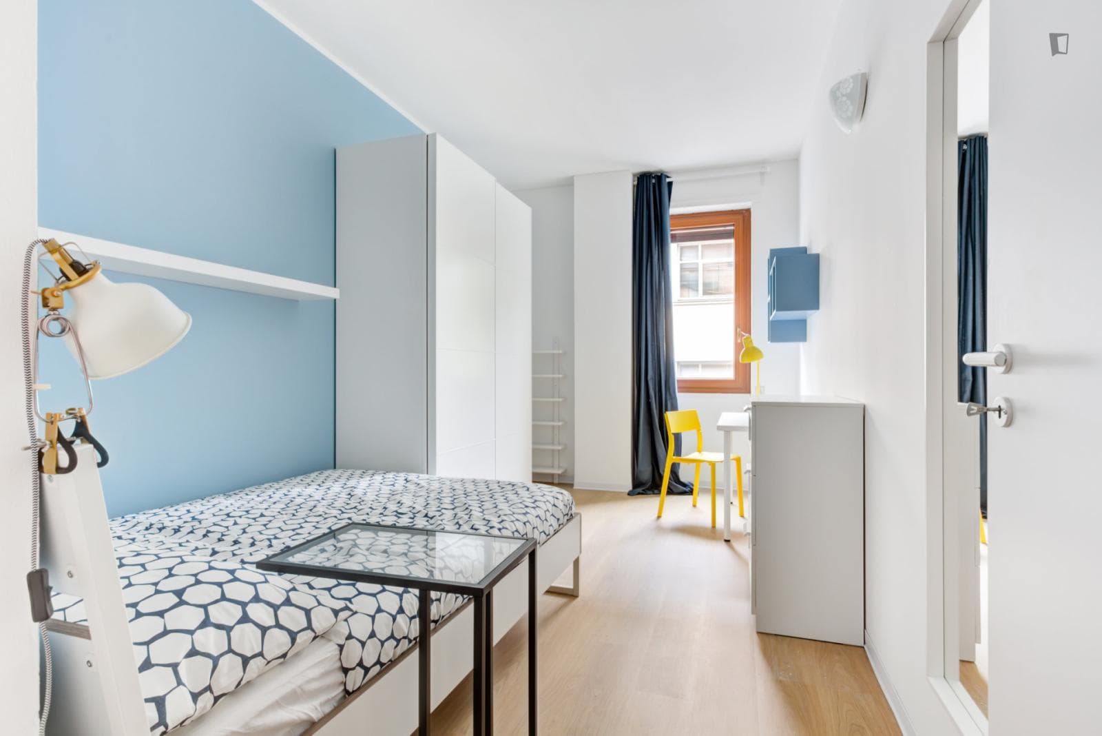 Pleasant single bedroom close to Università Cattolica photo 1