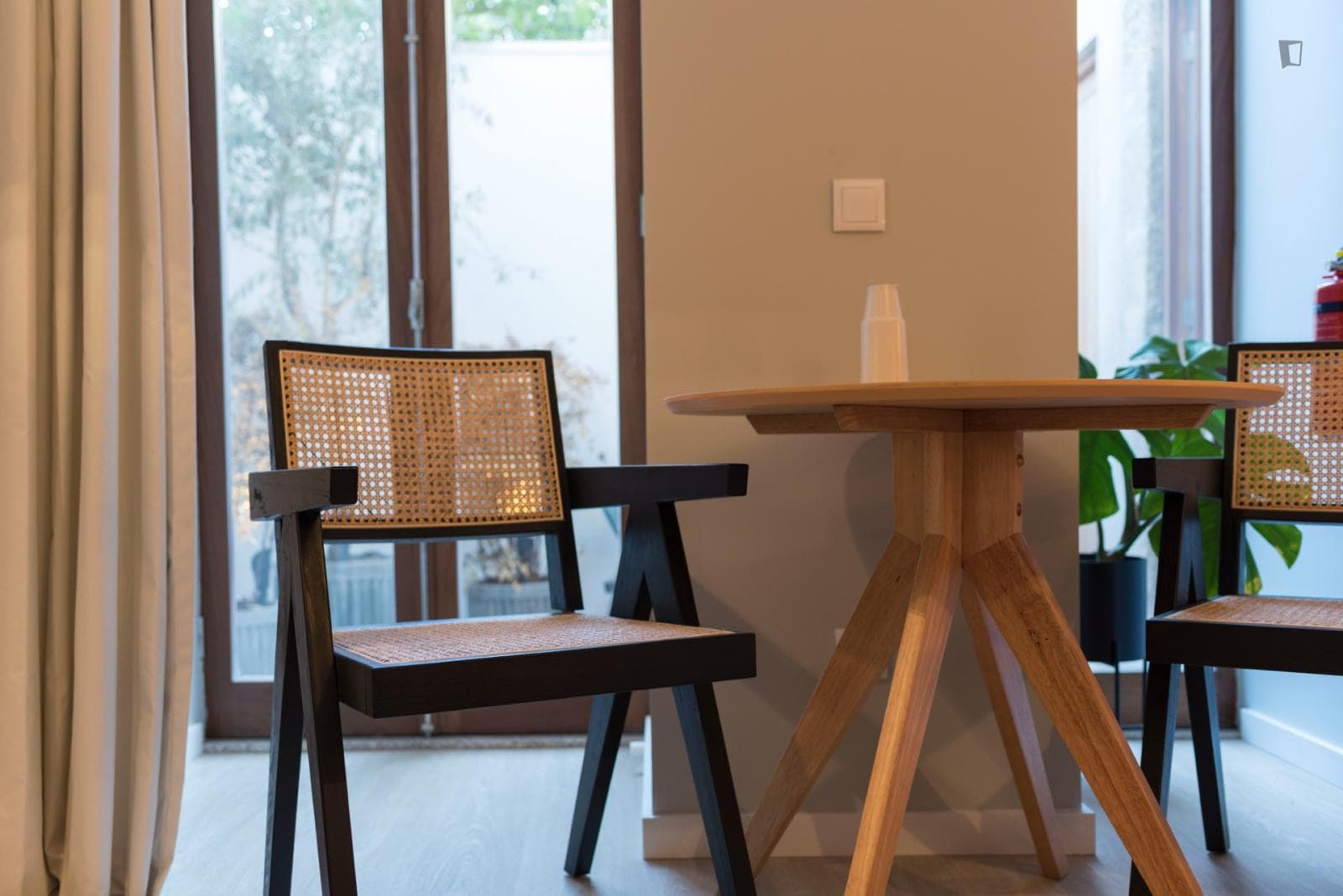 Large studio in the heart of Porto photo 1