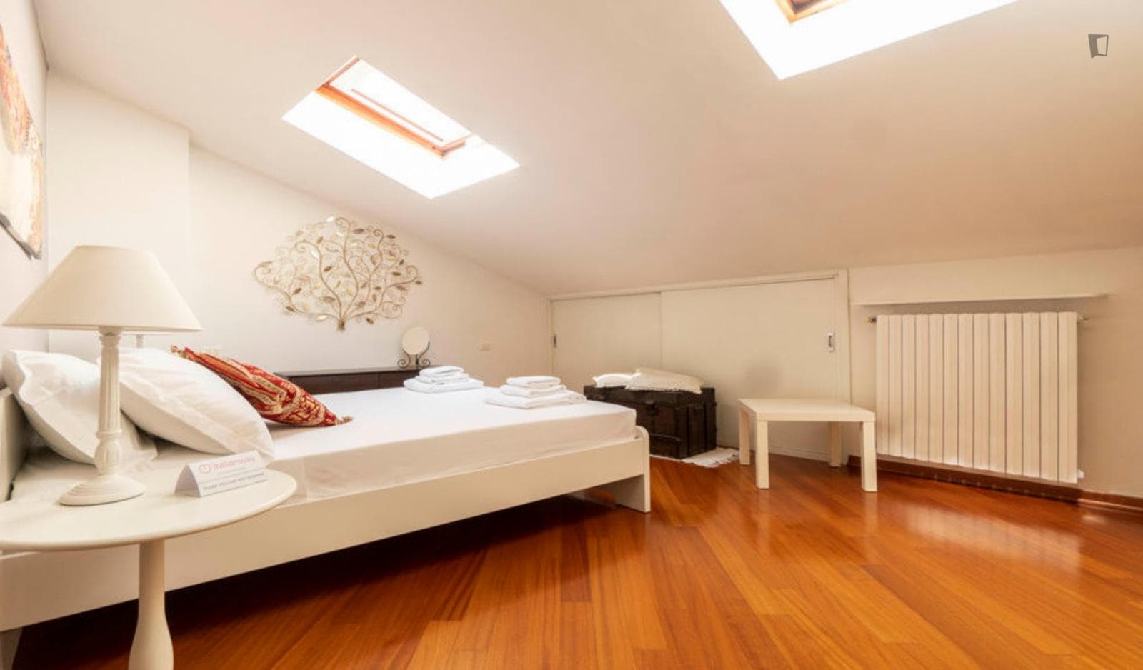 Appealing 1-bedroom flat in the heart of Bologna photo 1