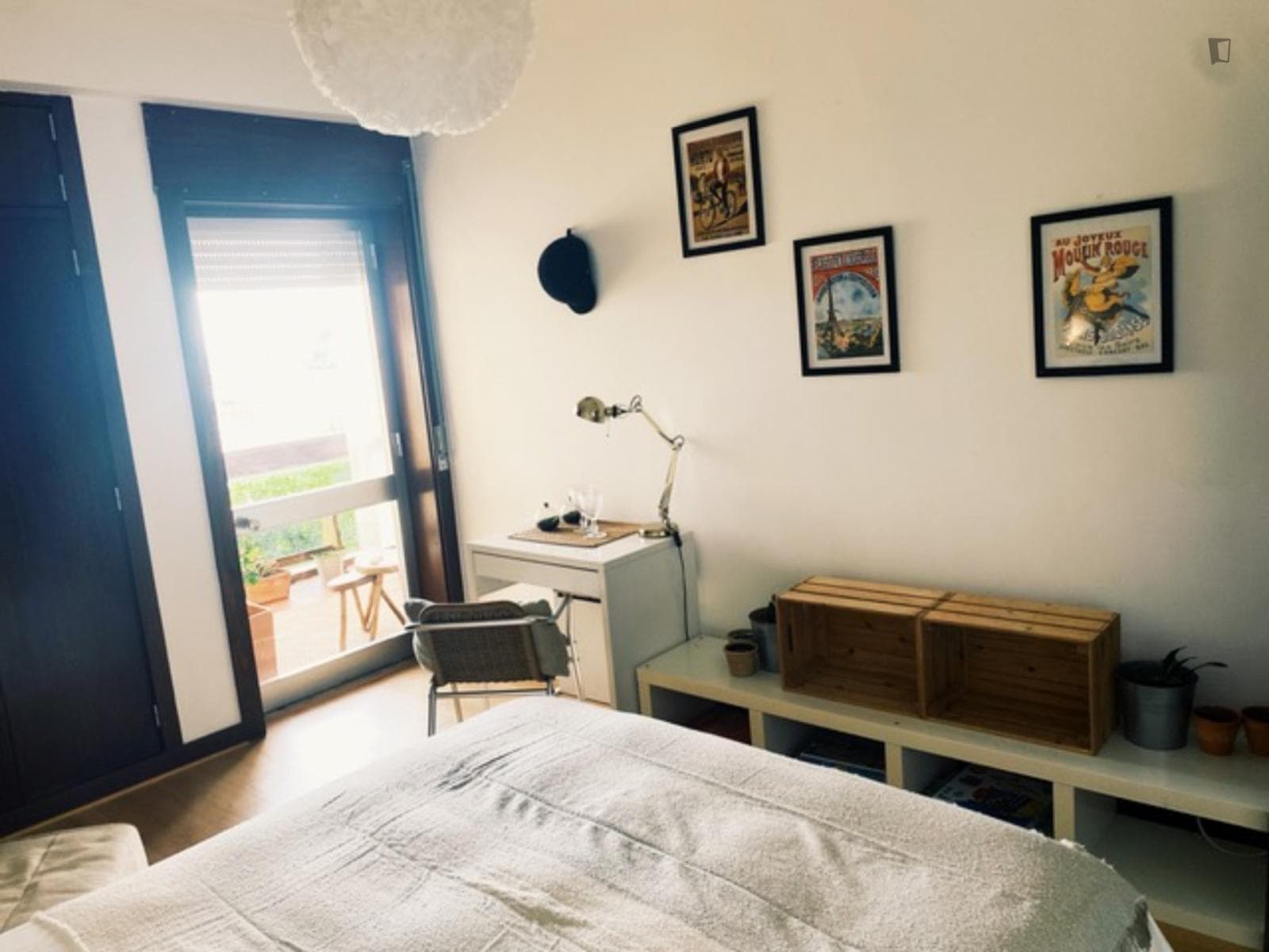 Comfy double bedroom with an amazing view, in Oeiras photo 1