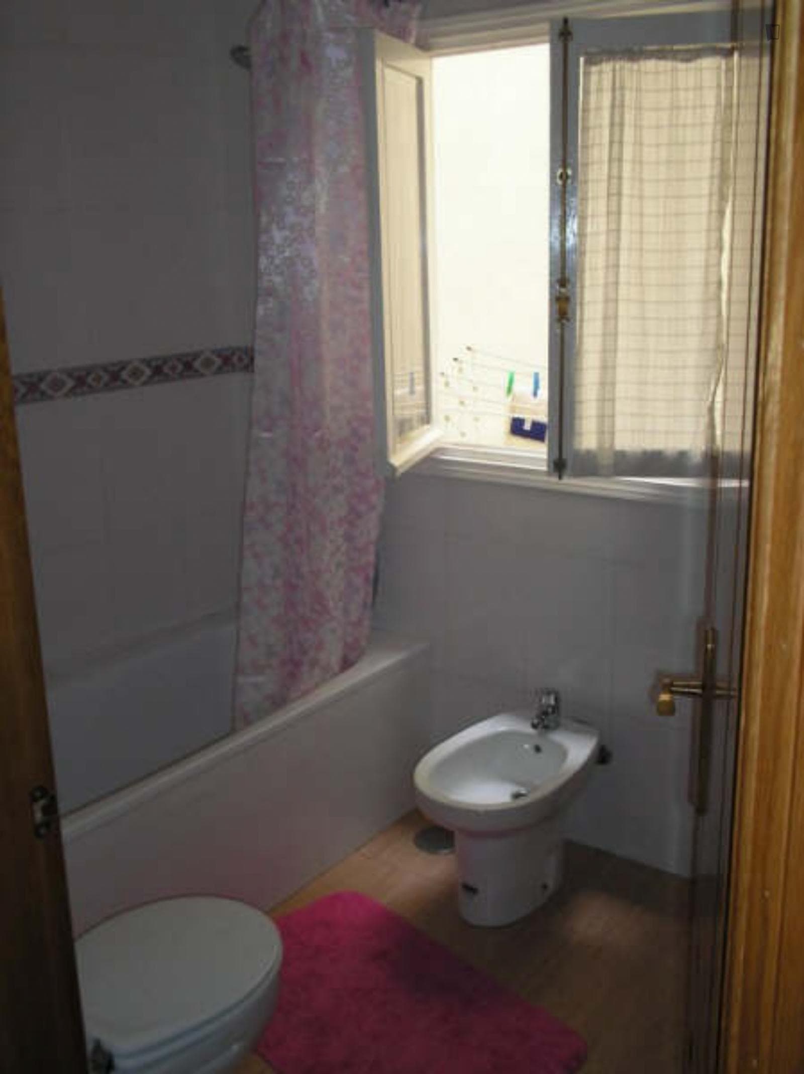 Bright single bedroom in the centre of Alicante photo 1