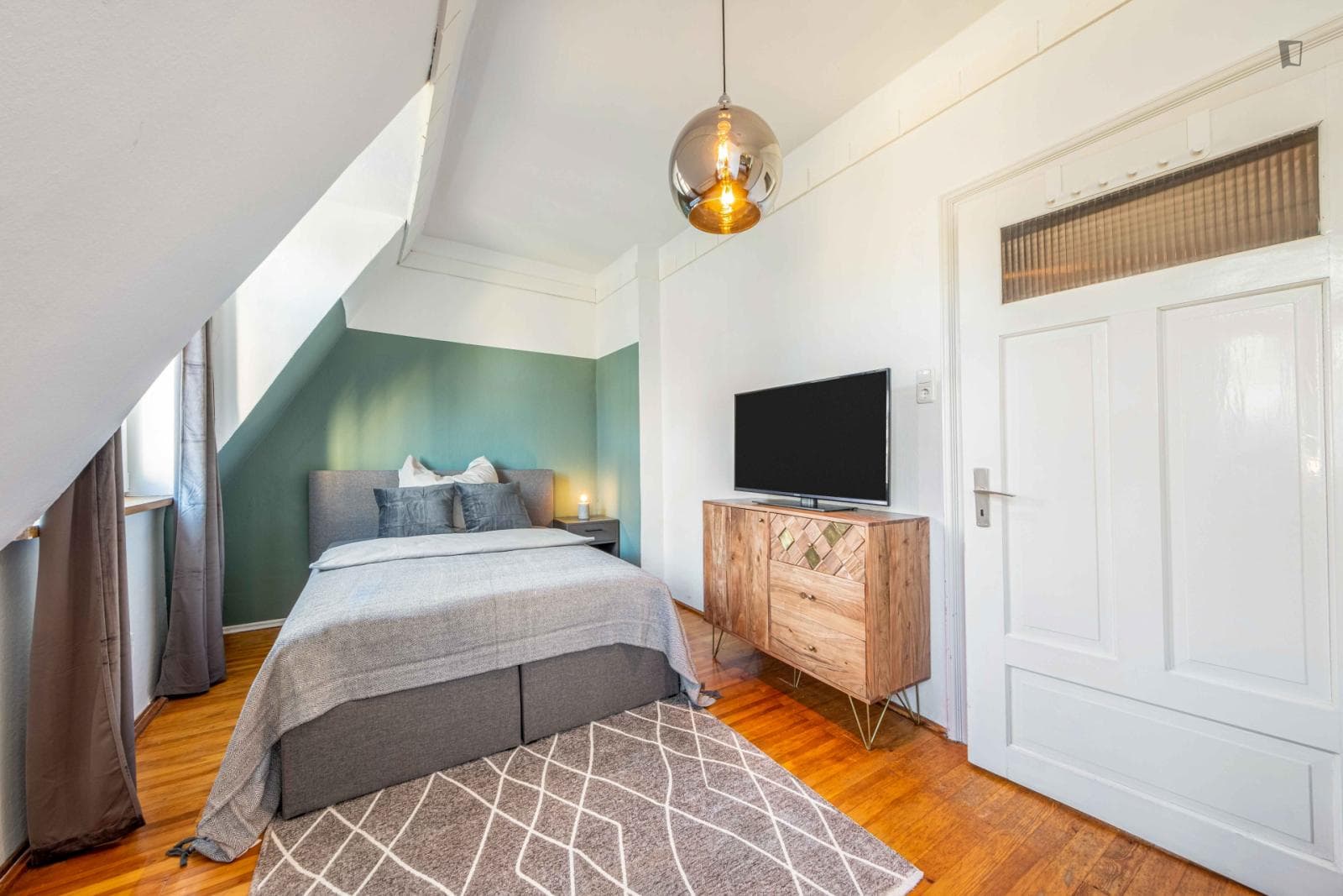 Property photo thumbnail