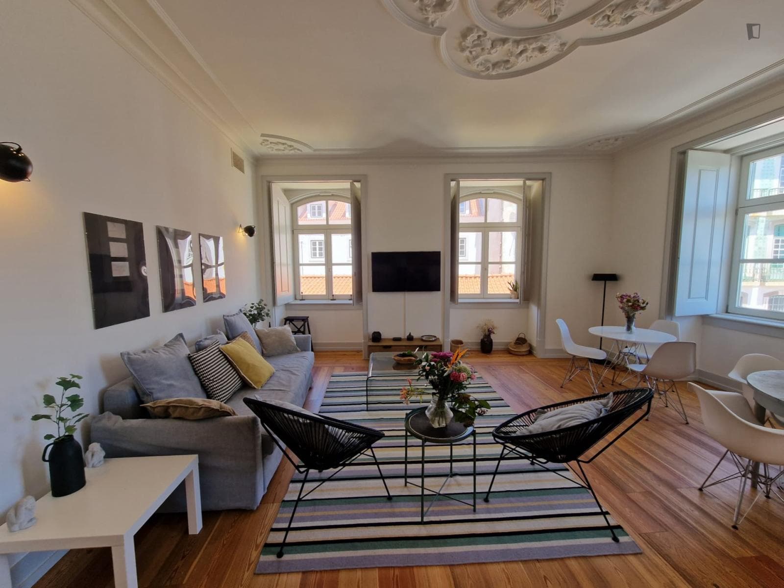 Very nice 2-bedroom flat in downtown Lisbon photo 1