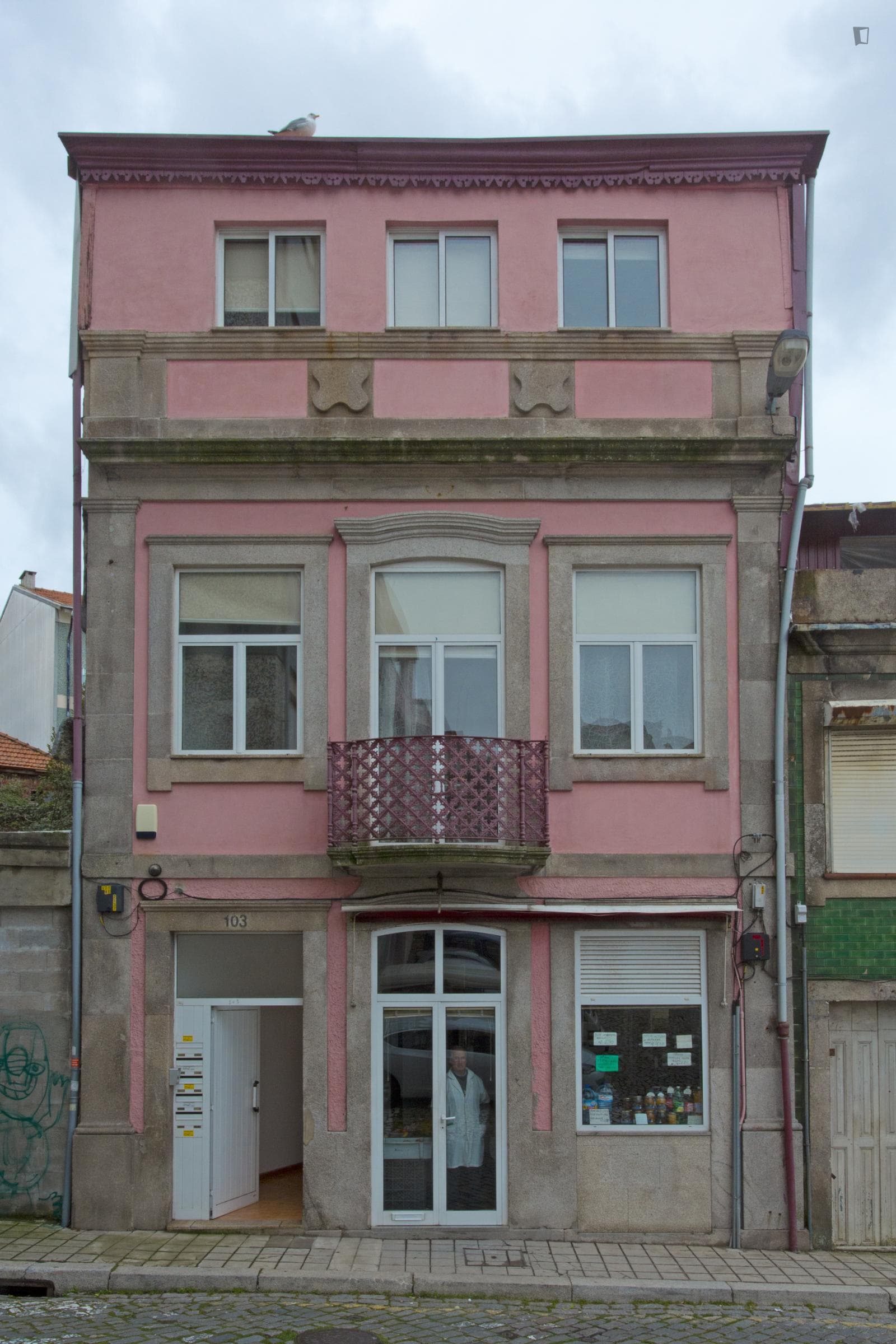 Property photo thumbnail