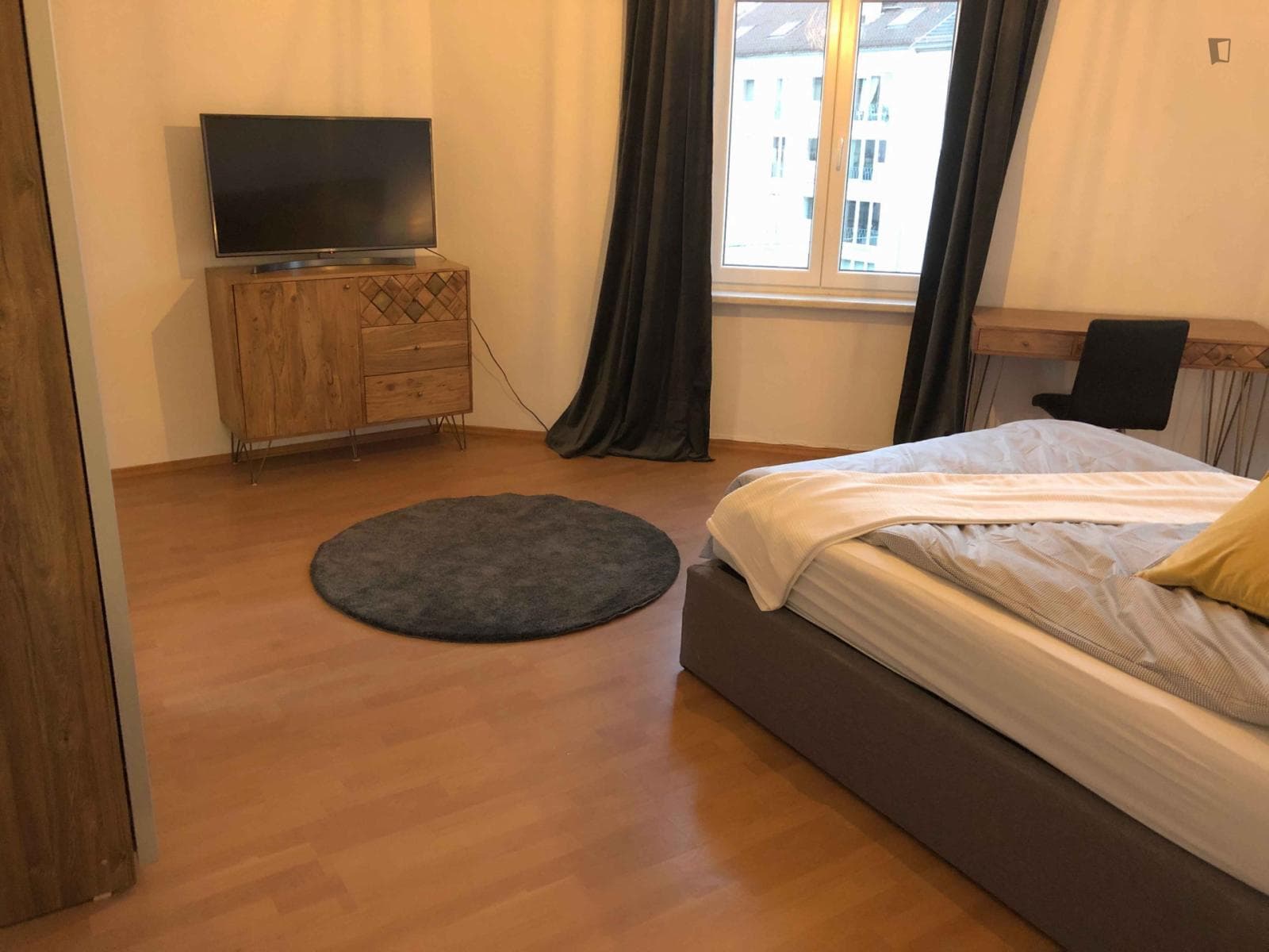 Property photo thumbnail