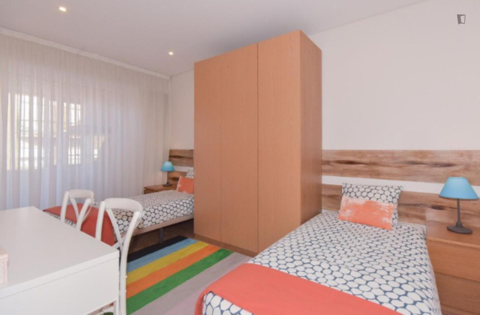 Comfortable twin bedroom not too far from Instituto Superior de Engenharia do Porto photo 1