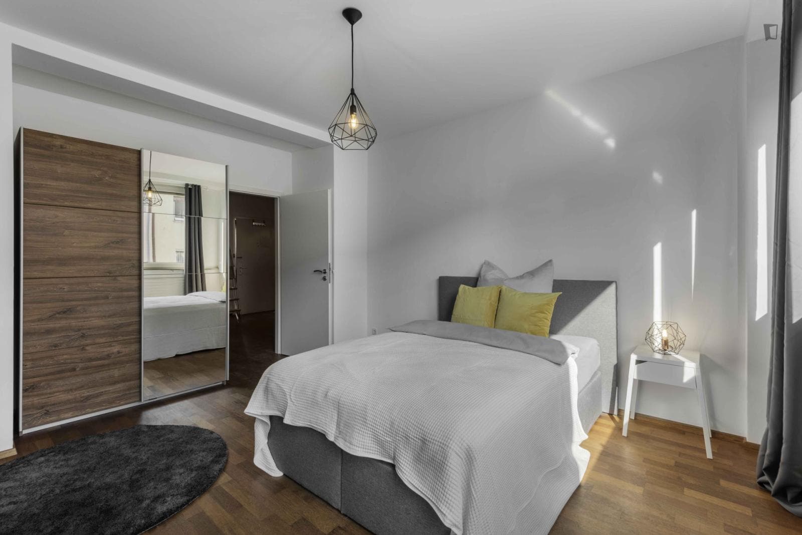 Great double bedroom in Stuttgart photo 1