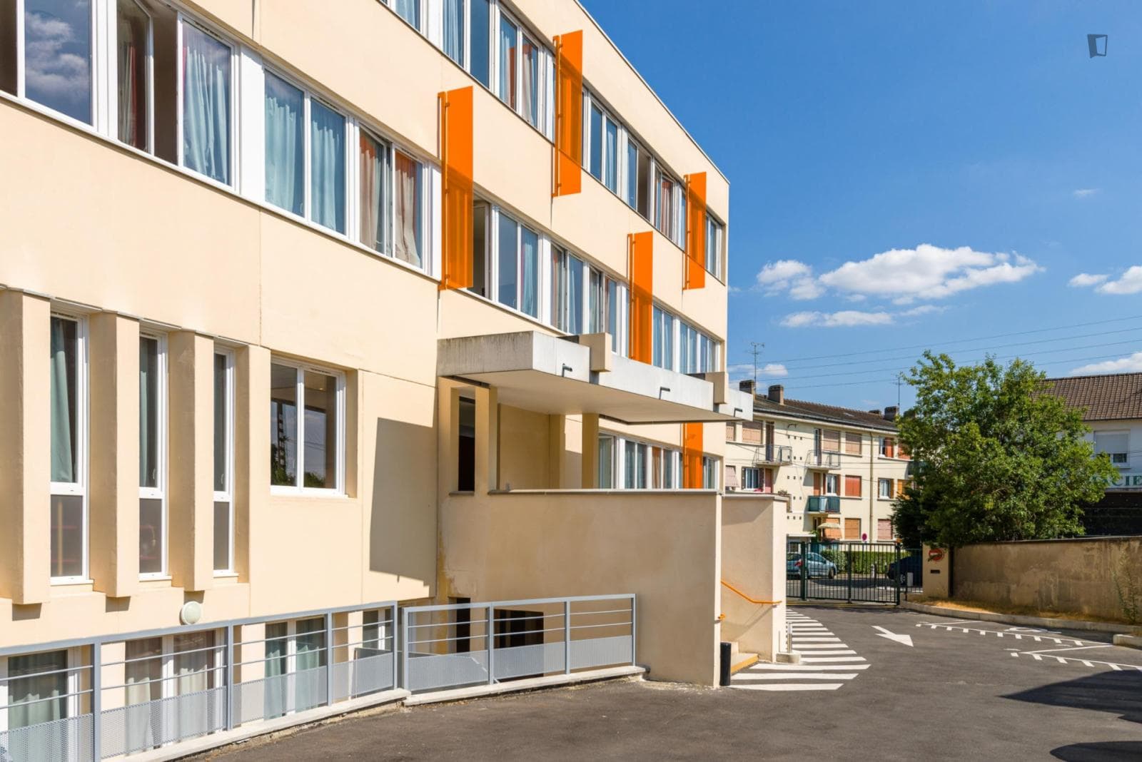 Property photo thumbnail