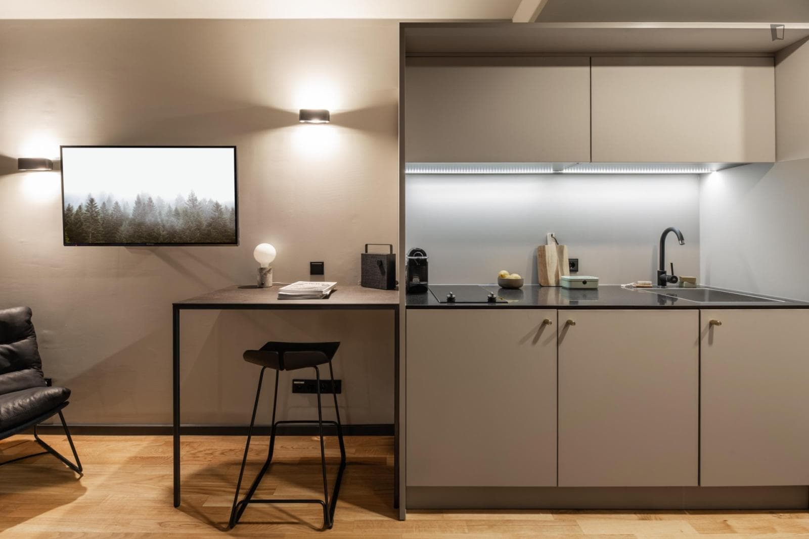 Amazing studio in a residence, next to the Flughafen Frankfurt photo 1
