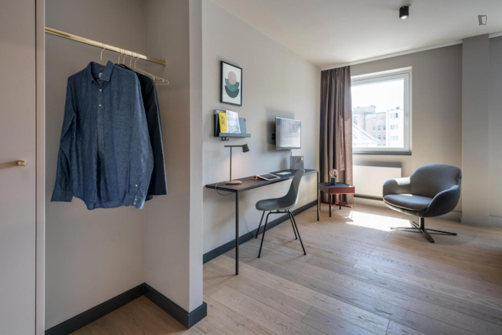 Property photo thumbnail