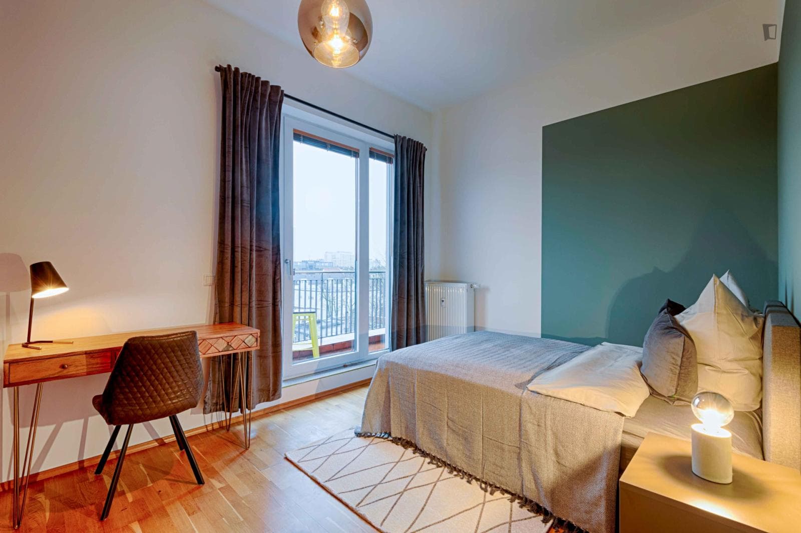 Cozy single bedroom in a 3-bedroom apartment in Bockenheim photo 1