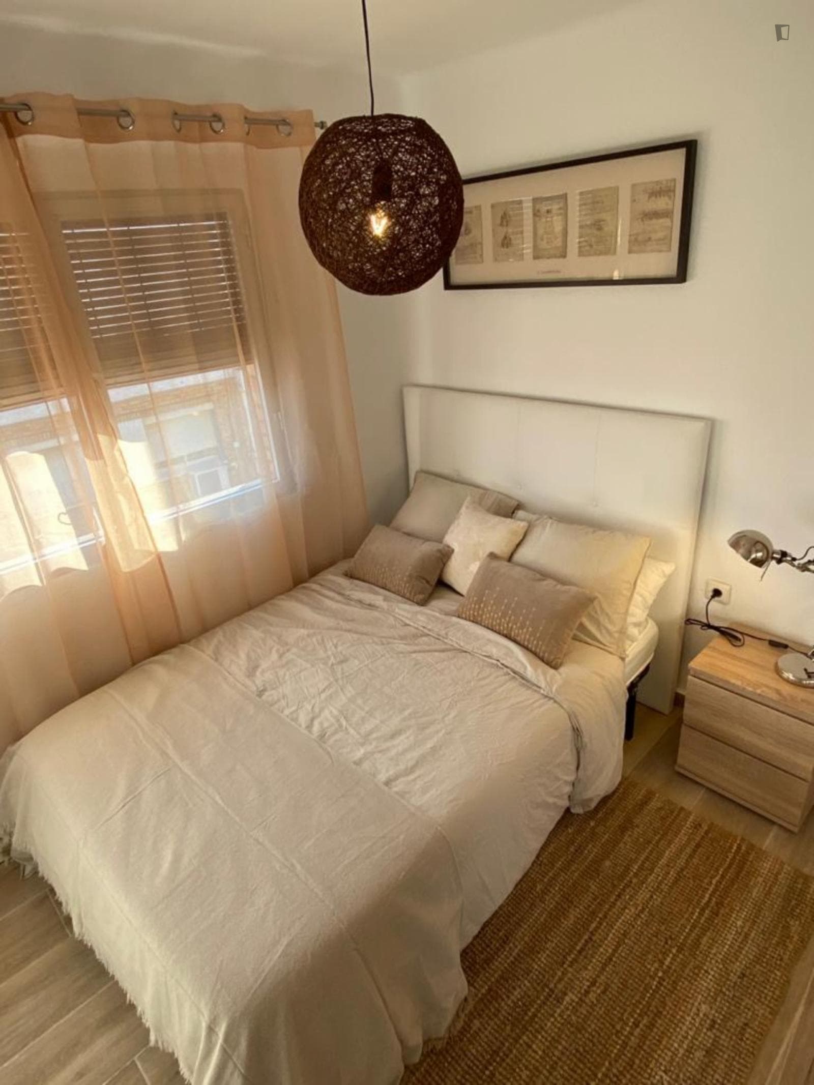 Excellent double bedroom in Bailén-Miraflores, in a renovated apartment photo 1