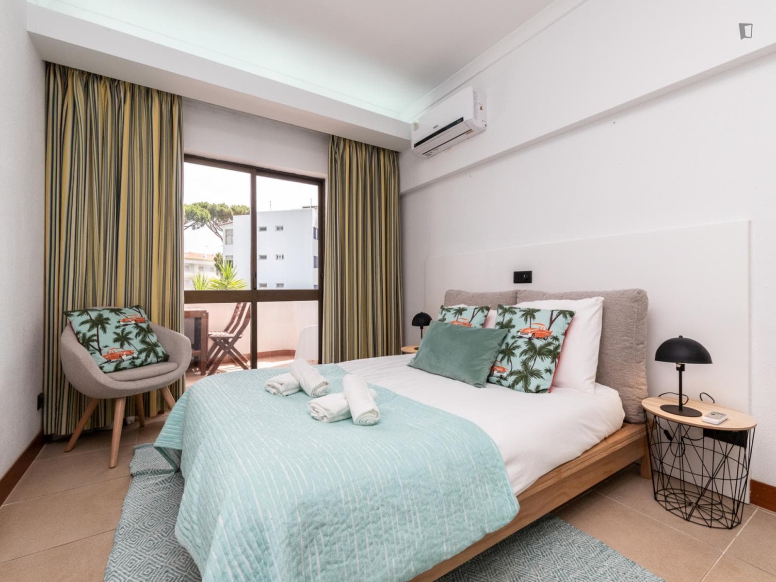 Nice 1-bedroom flat in Faro photo 1