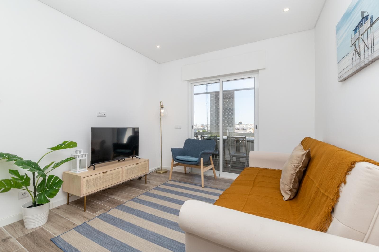 Neat 2-bedroom flat in Olhão photo 1