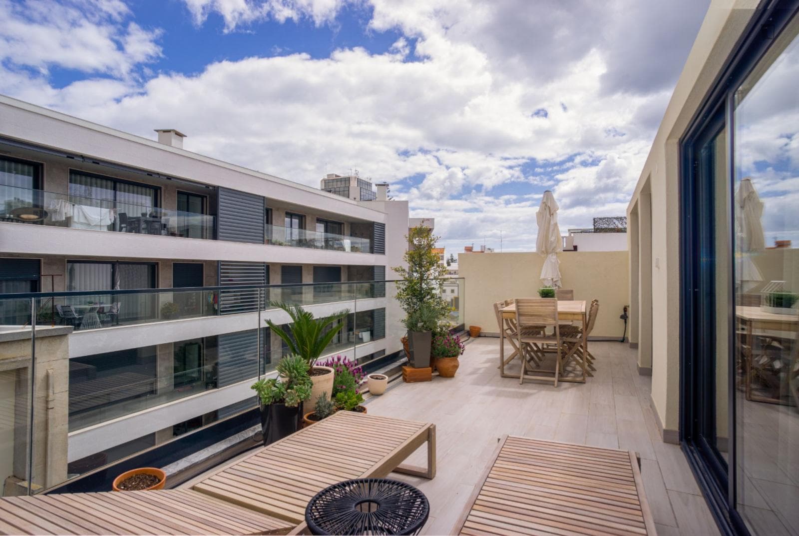 Sensational 2 bedroom flat in Faro photo 1