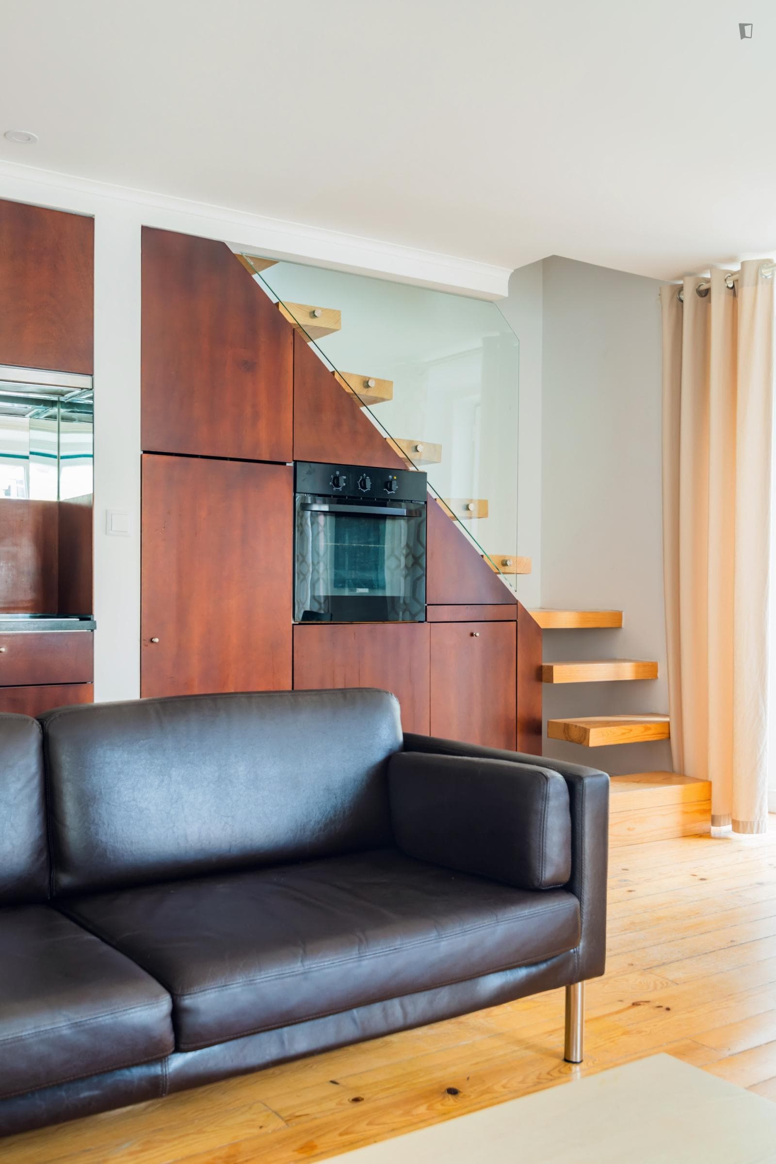 Large 2-bedroom flat in Rossio photo 1