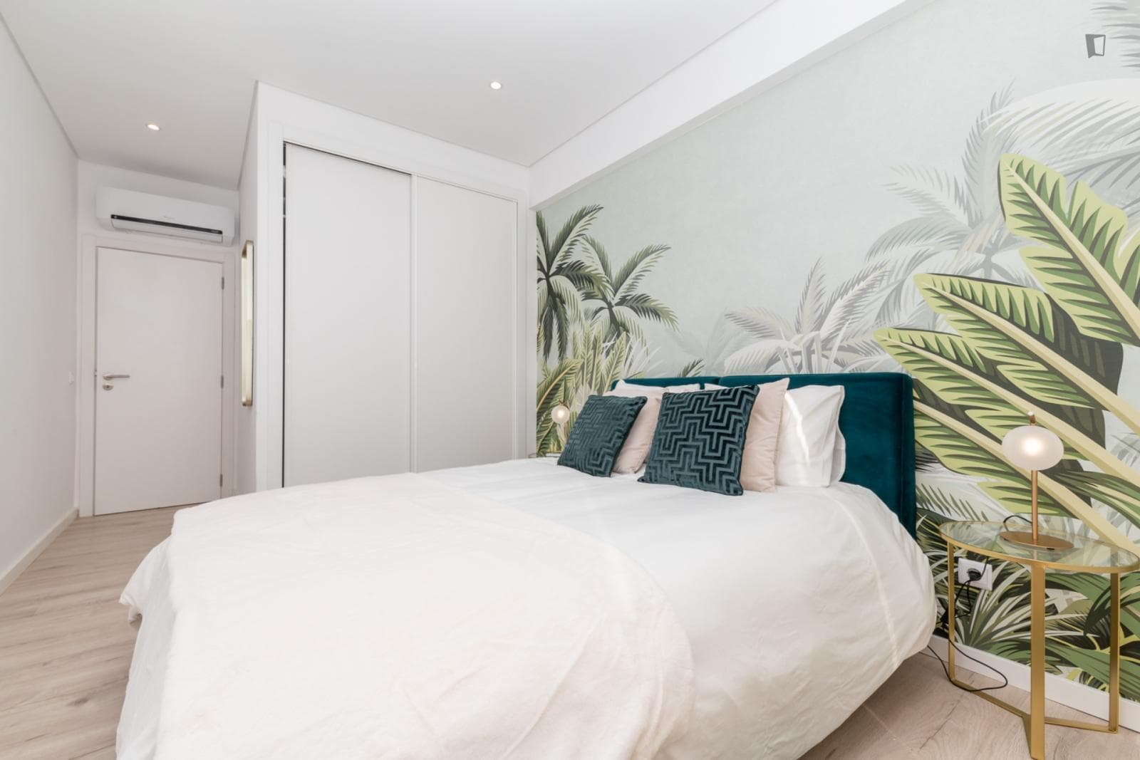 Excellent 2-bedroom flat in Faro photo 1