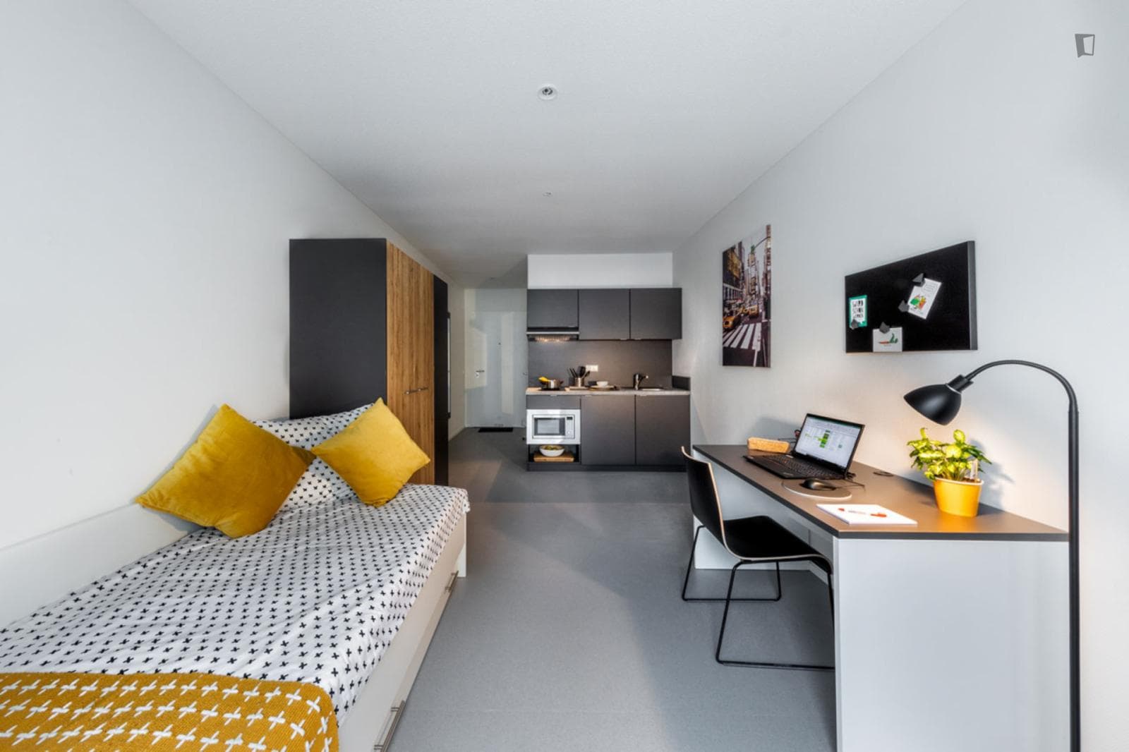 Property photo thumbnail