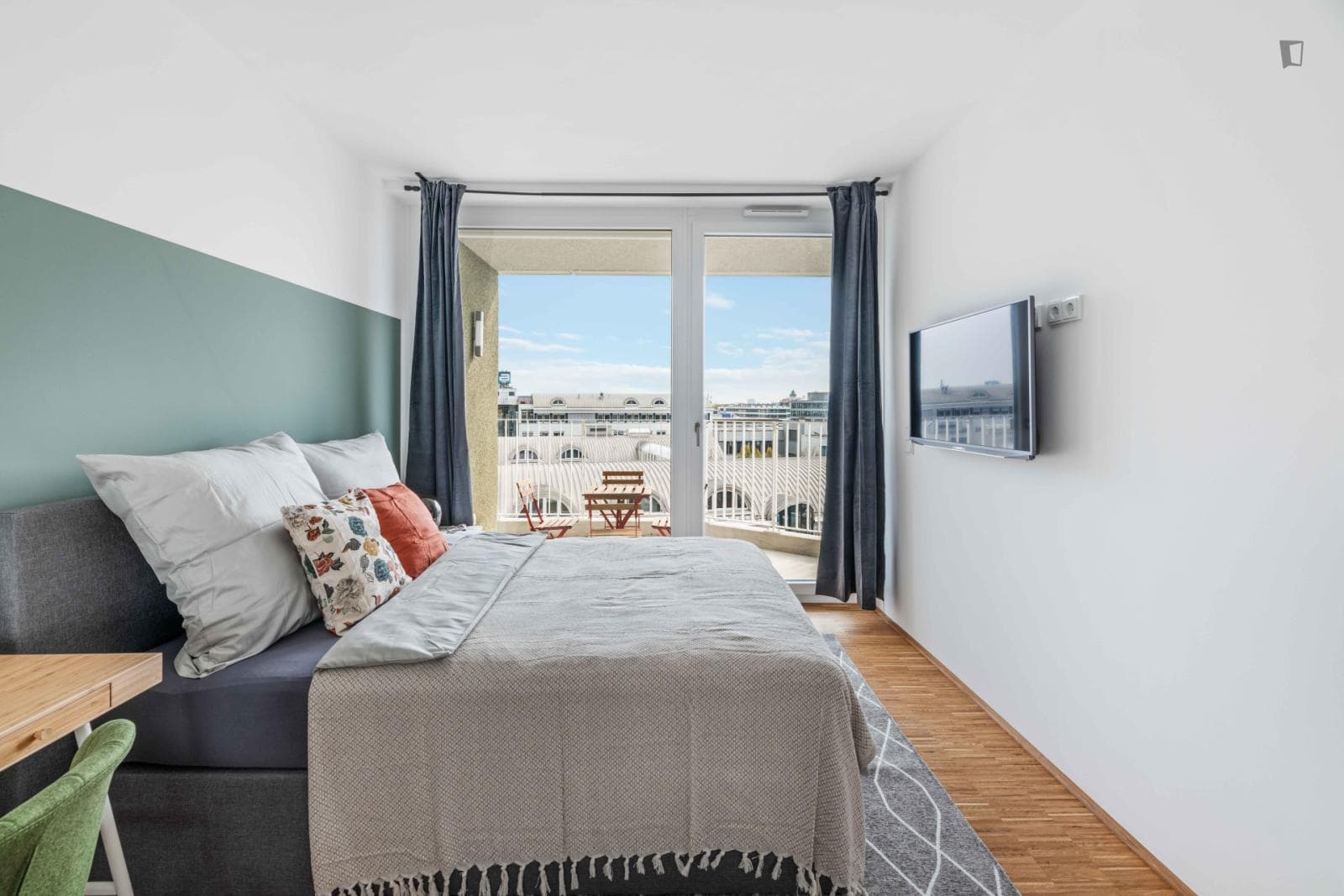 Property photo thumbnail