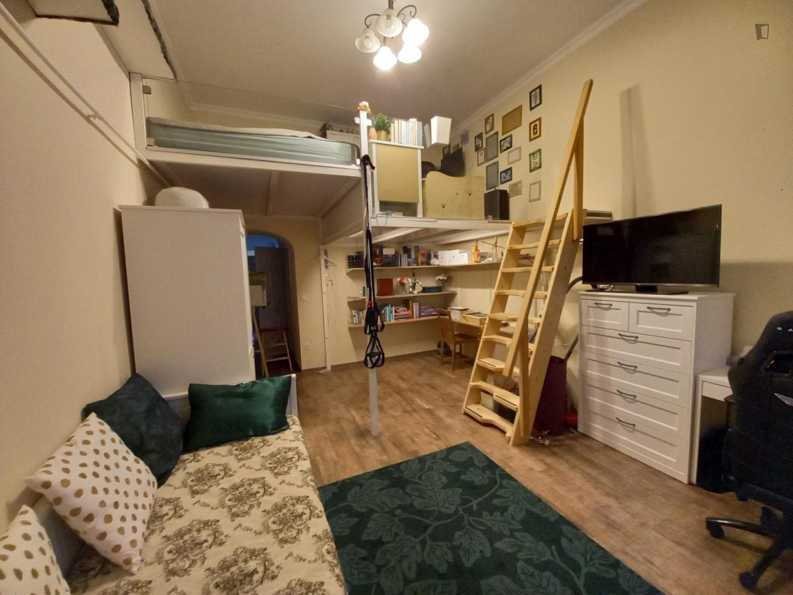 Property photo thumbnail