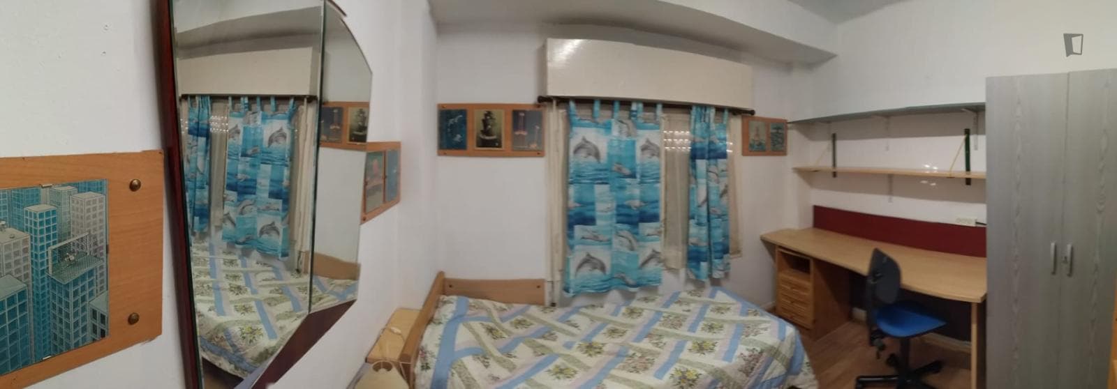 Cozy single bedroom in Juslibol (5B) photo 1