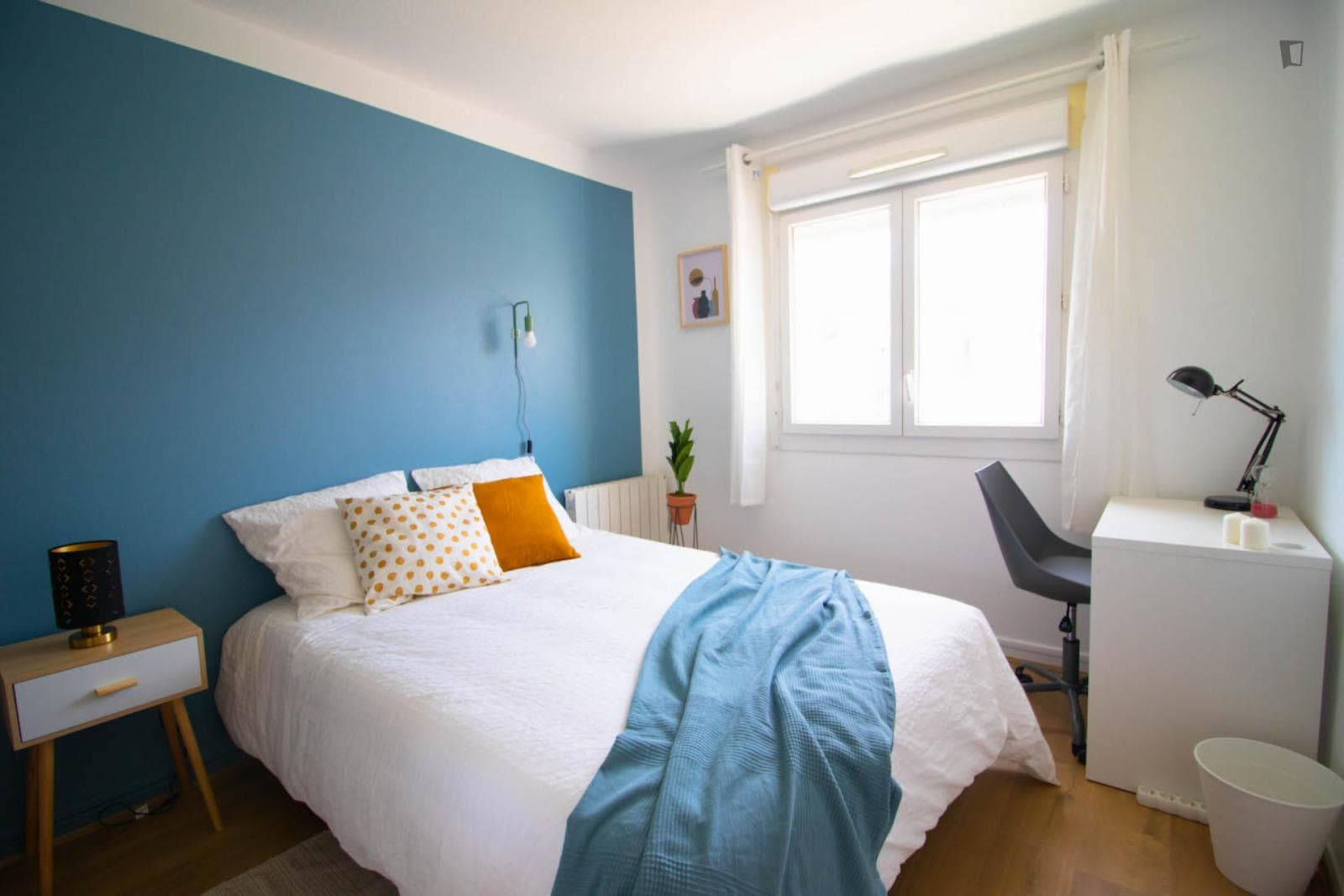 Beautiful 11m² bedroom to rent in Grenoble -G018 photo 1