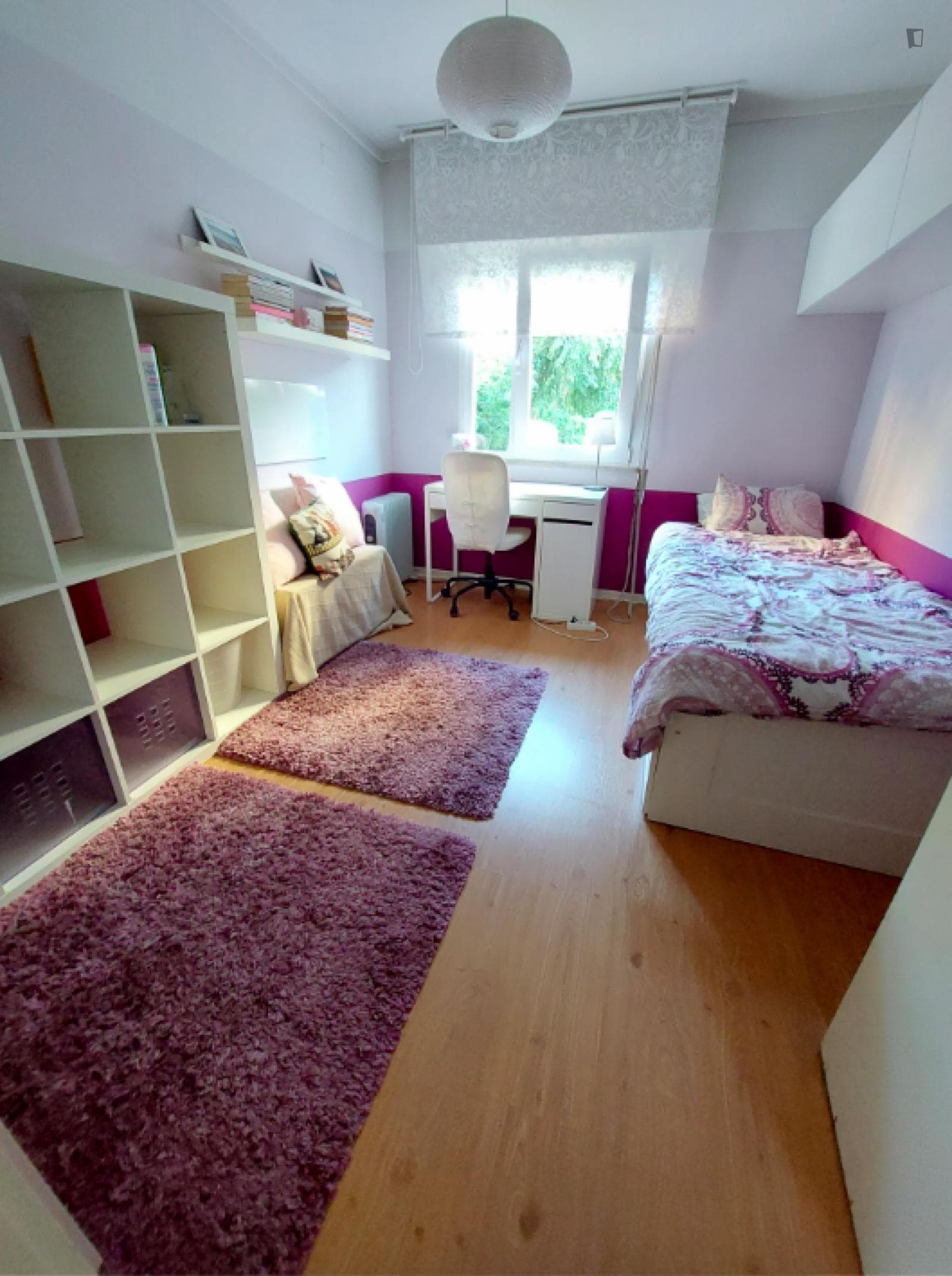 Cosy room in Miraflores, Algés, near University of Lisbon - Ajuda Campus photo 1