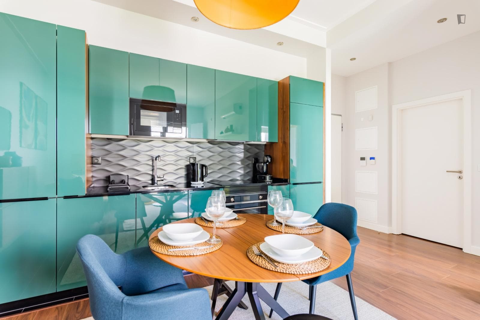 Campo de Ourique Deluxe 1BDR Mid-Term Stays I photo 1